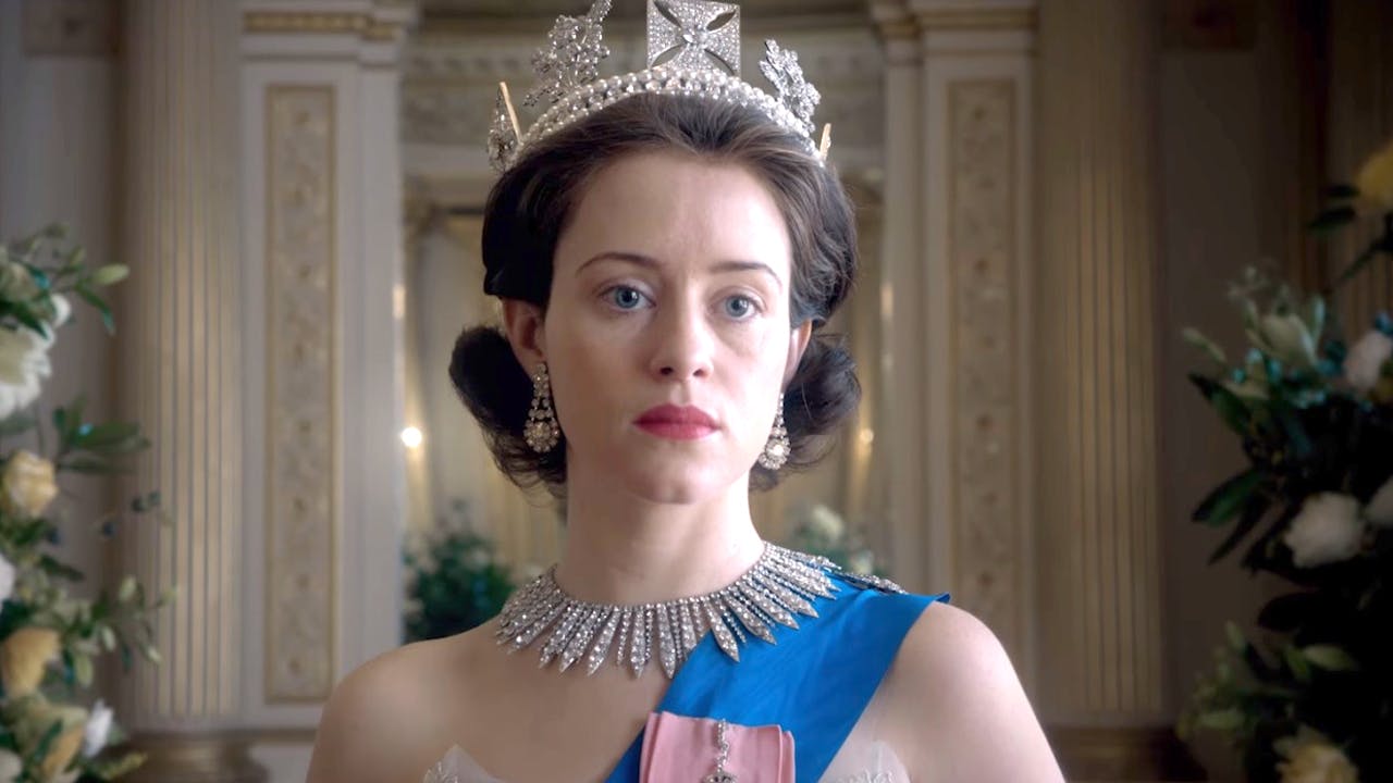 Claire Foy som den yngre Dronning Elizabeth II i 'The Crown'