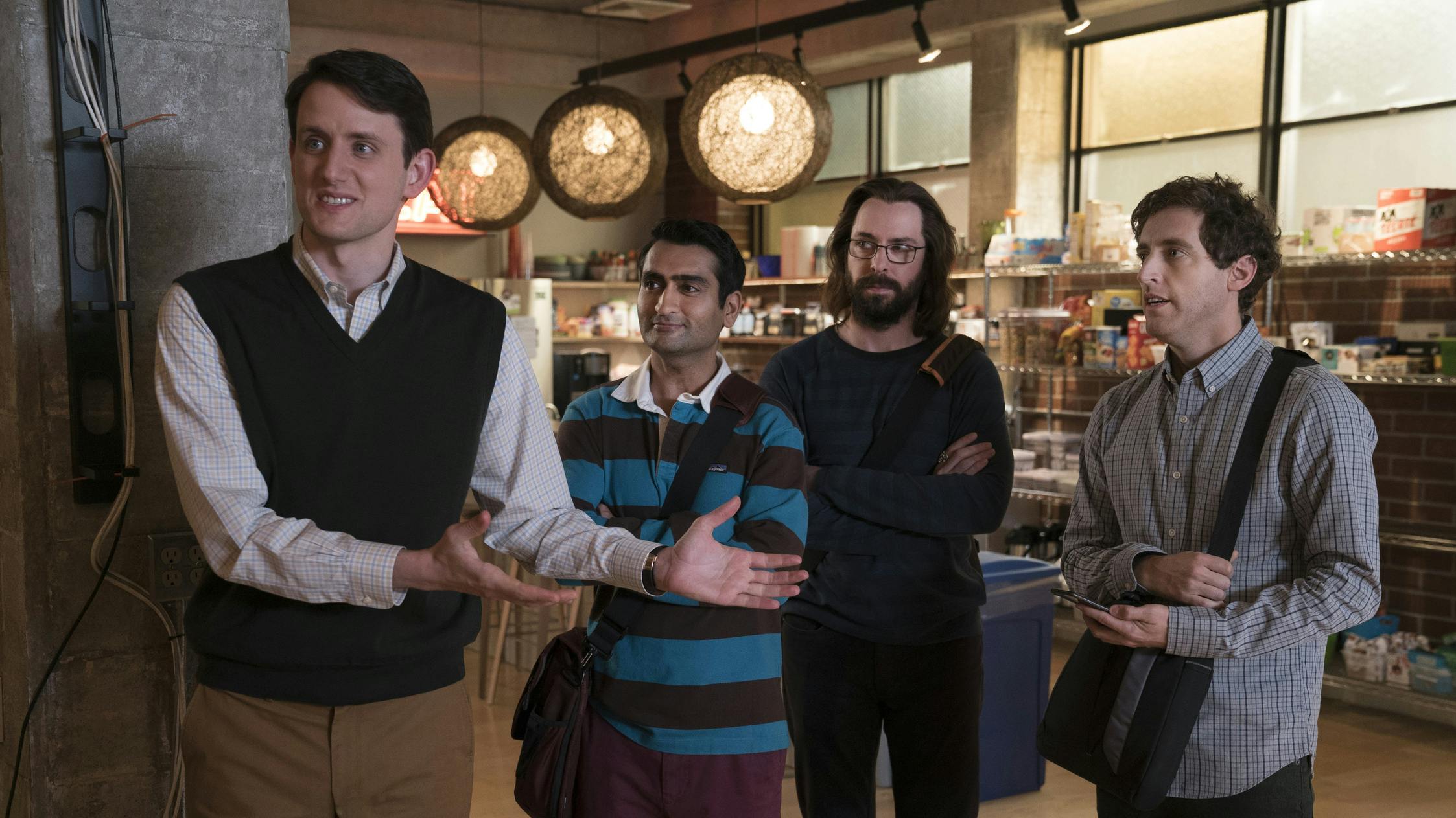 Skæmt, spas og spøg: 6 sjove serier til din sommerferie