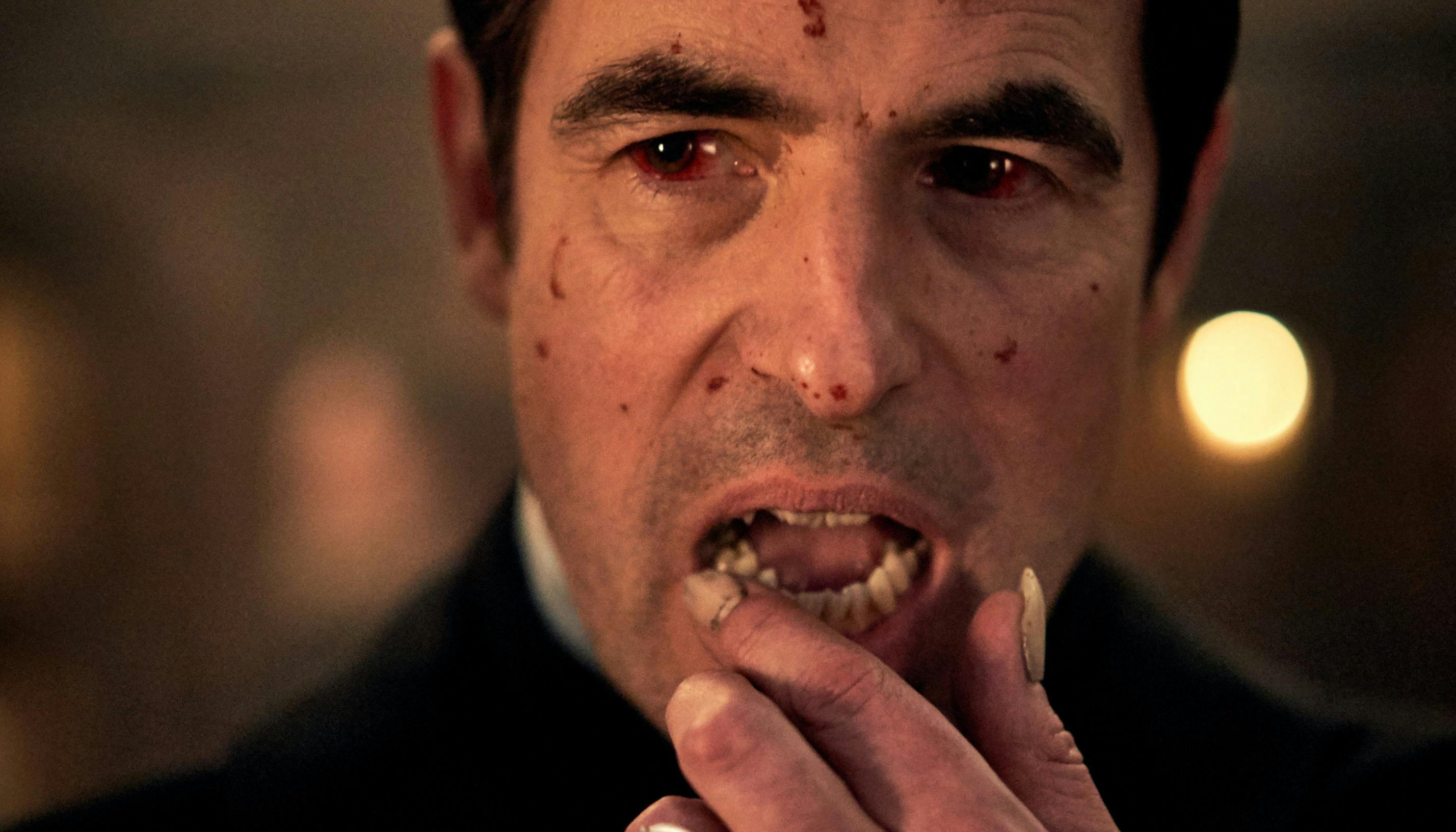 https://imgix.vielskerserier.dk/2019/07/Embargoed-until-0001am-Thurs-4-July-UK-time-Claes-Bang-as-Dracula-001-.jpg
