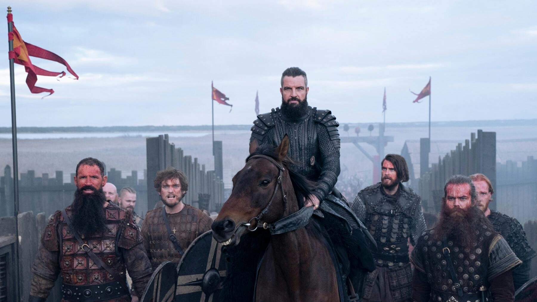 Bradley Freegard som Canute i episode 104 af 'Vikings: Valhalla'