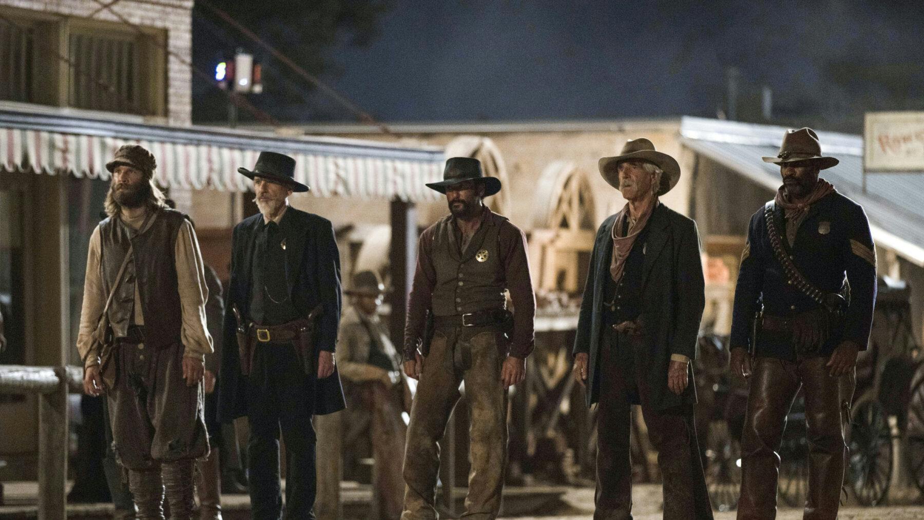 Tim McGraw som James, Sam Elliot som Shea og LaMonica Garrett som Thomas i Paramount+ originalserien '1883' / Foto: Emerson Miller/Paramount+ © 2021 MTV Entertainment Studios. All Rights Reserved.