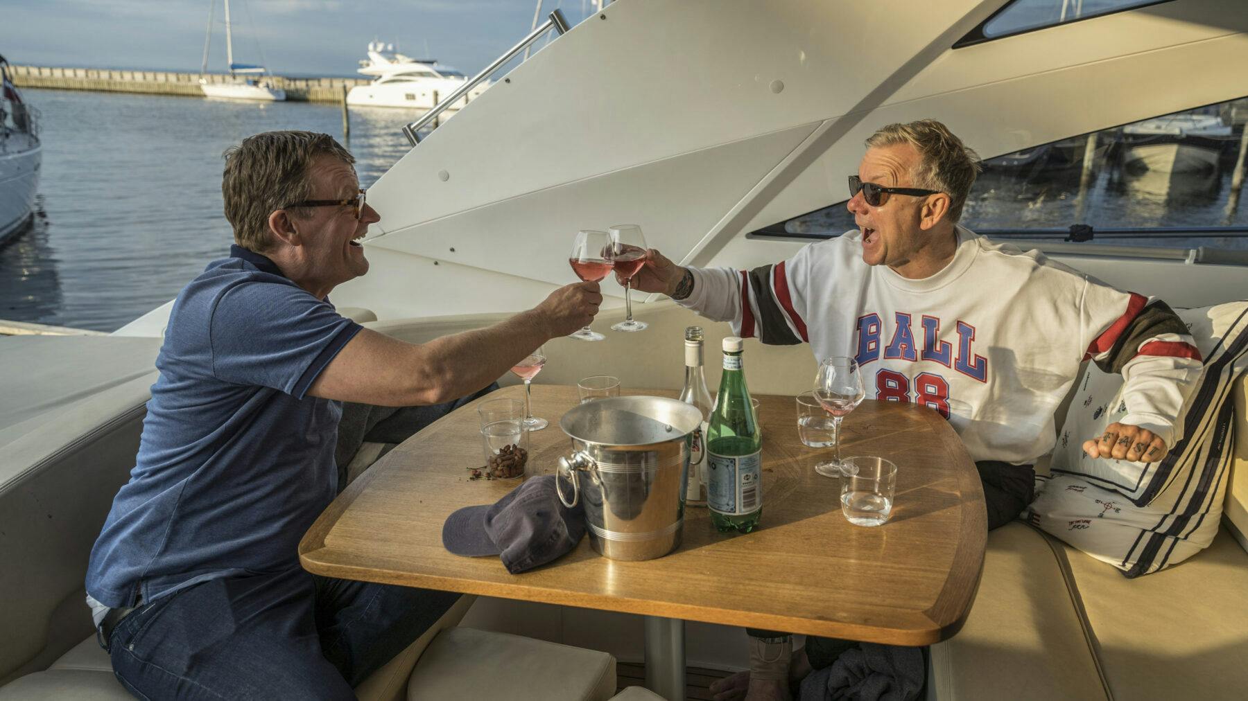 Frank Hvam og Casper Christensen i 'Klovn' sæson 9