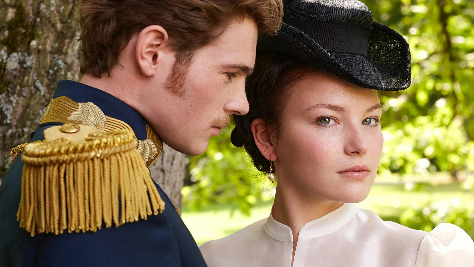 Philip Froissant og Devrim Lingnau i The Empress