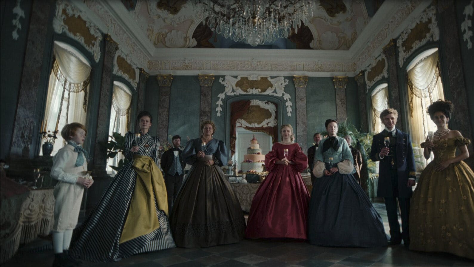 Der er masser af pomp og pragt i Netflix-serien 'Kejserinden'