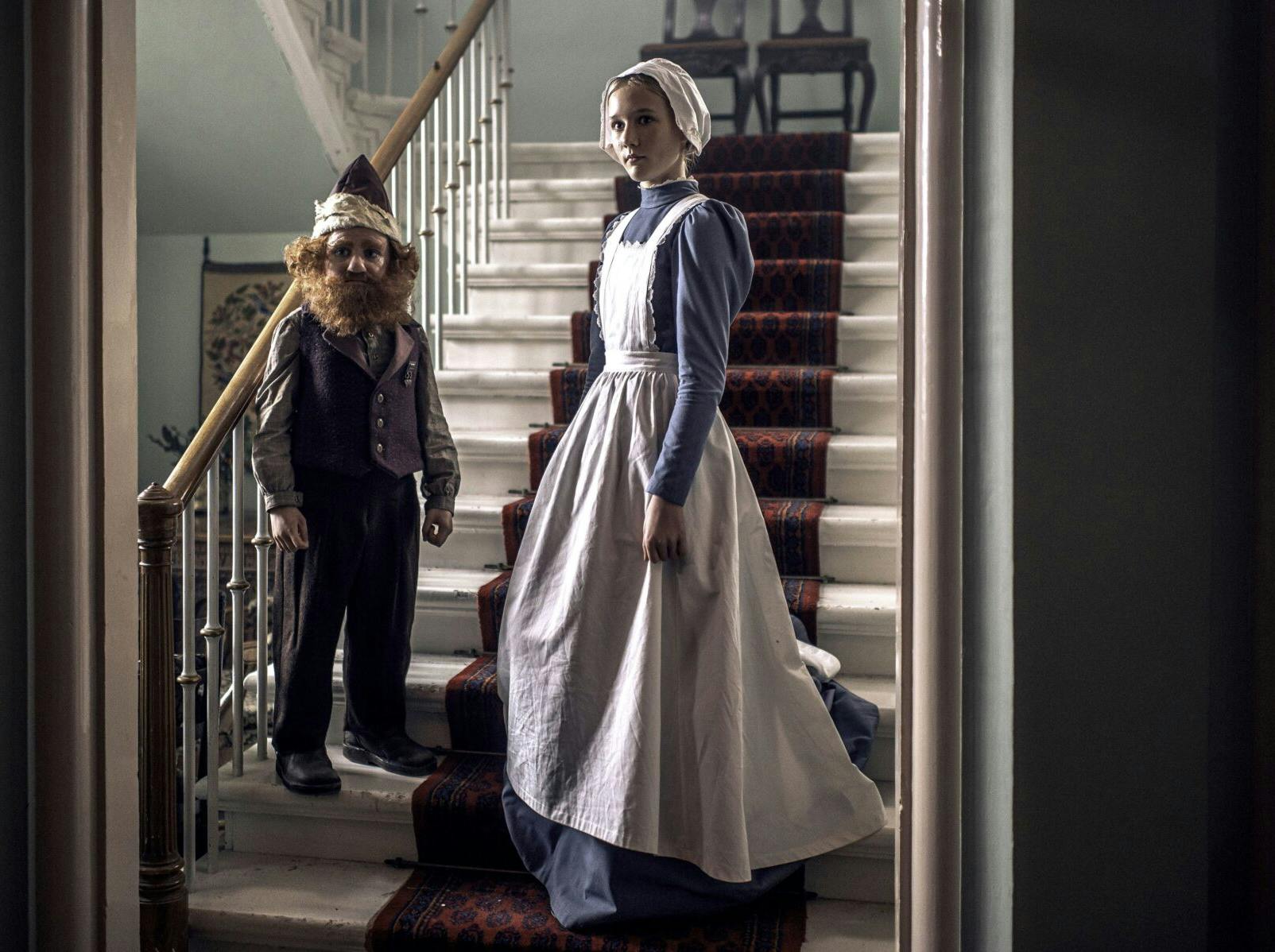 Karen (Karla Larsen Moltsen) og Rumle (Thea Sofie Lundbak) i 'Julehjertets hemmelighed'