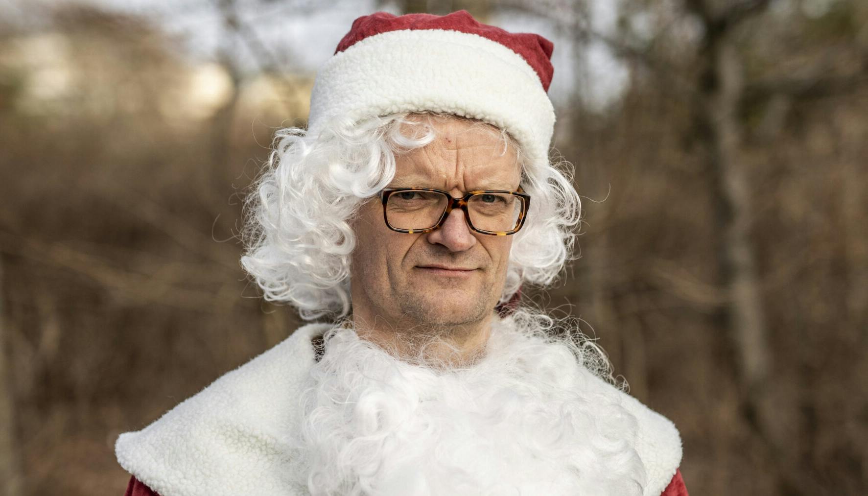 Frank Hvam i Klovn julespecial med titlen 'Jul i de gamle træsko'