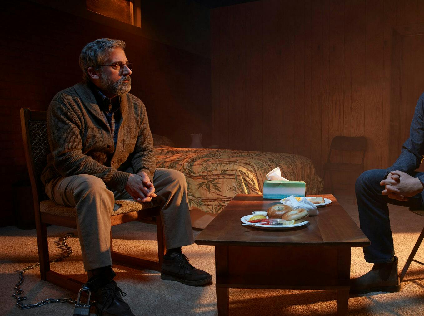 Steve Carrell og Domhnall Gleeson i 'The Patient'