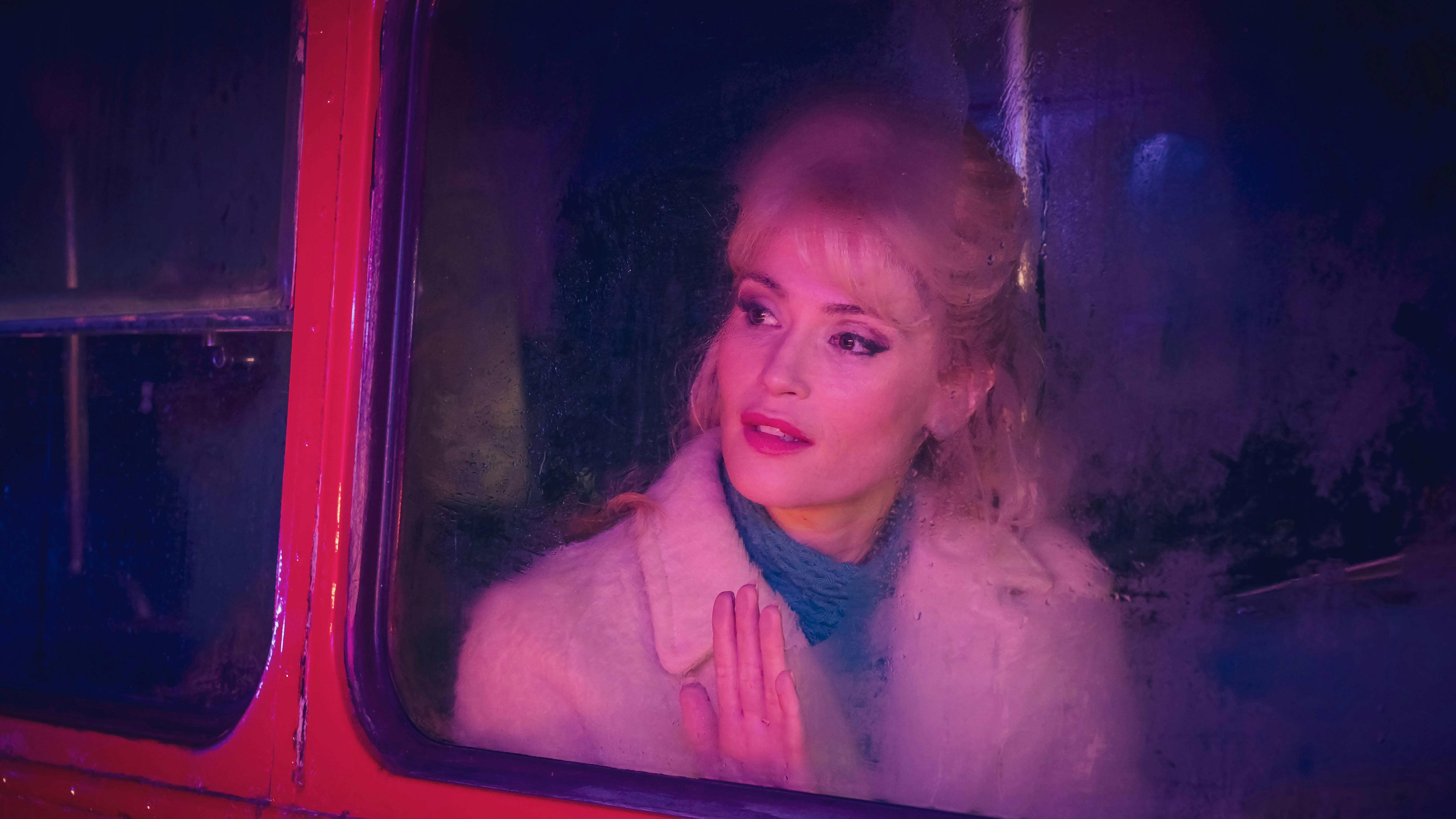 Funny Woman anmeldelse