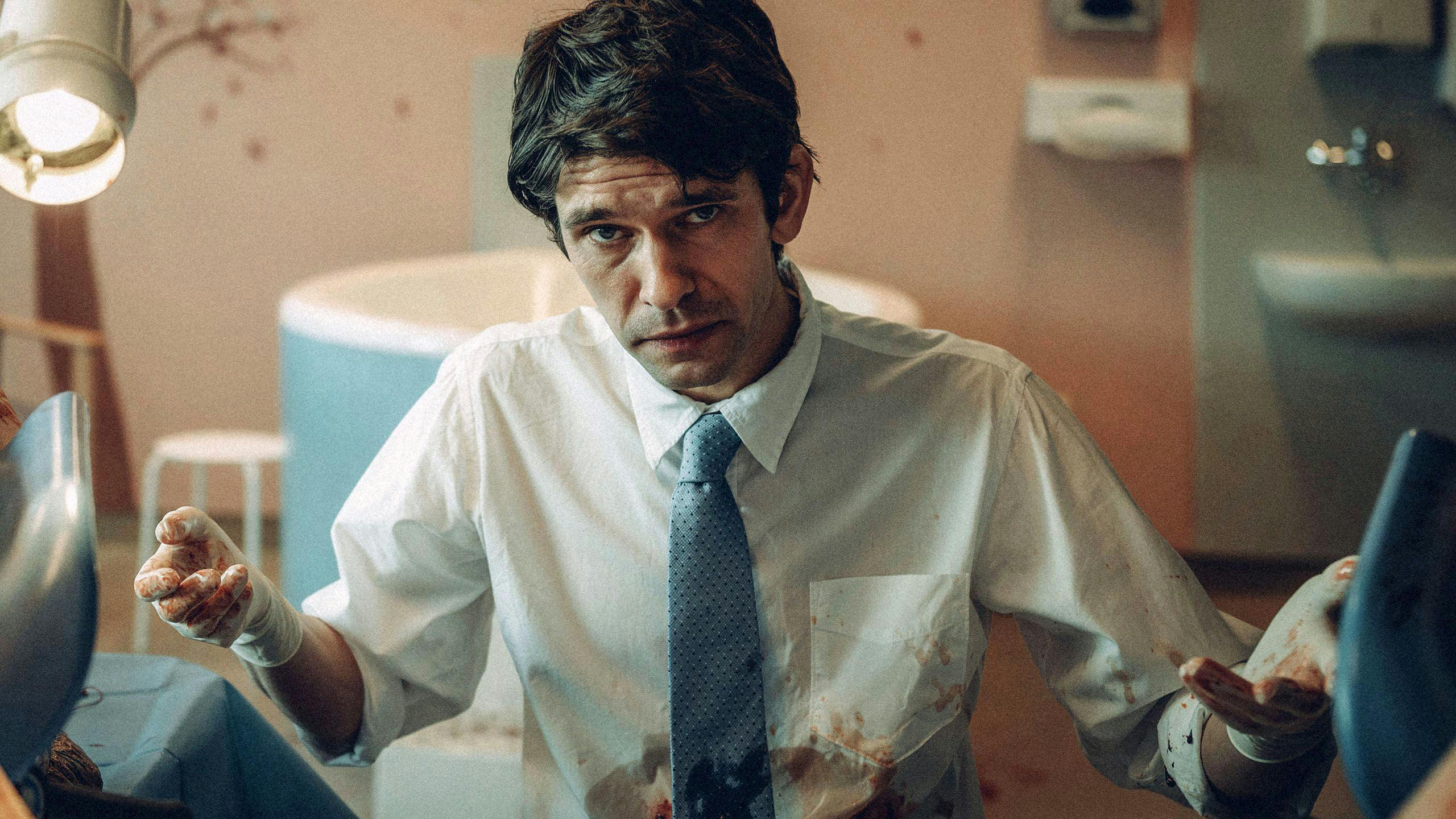 Ben Whishaw som lægen Adam i et af de senere års mest fantastiske og forstemmende hospitalsserier 'This is Going to Hurt'