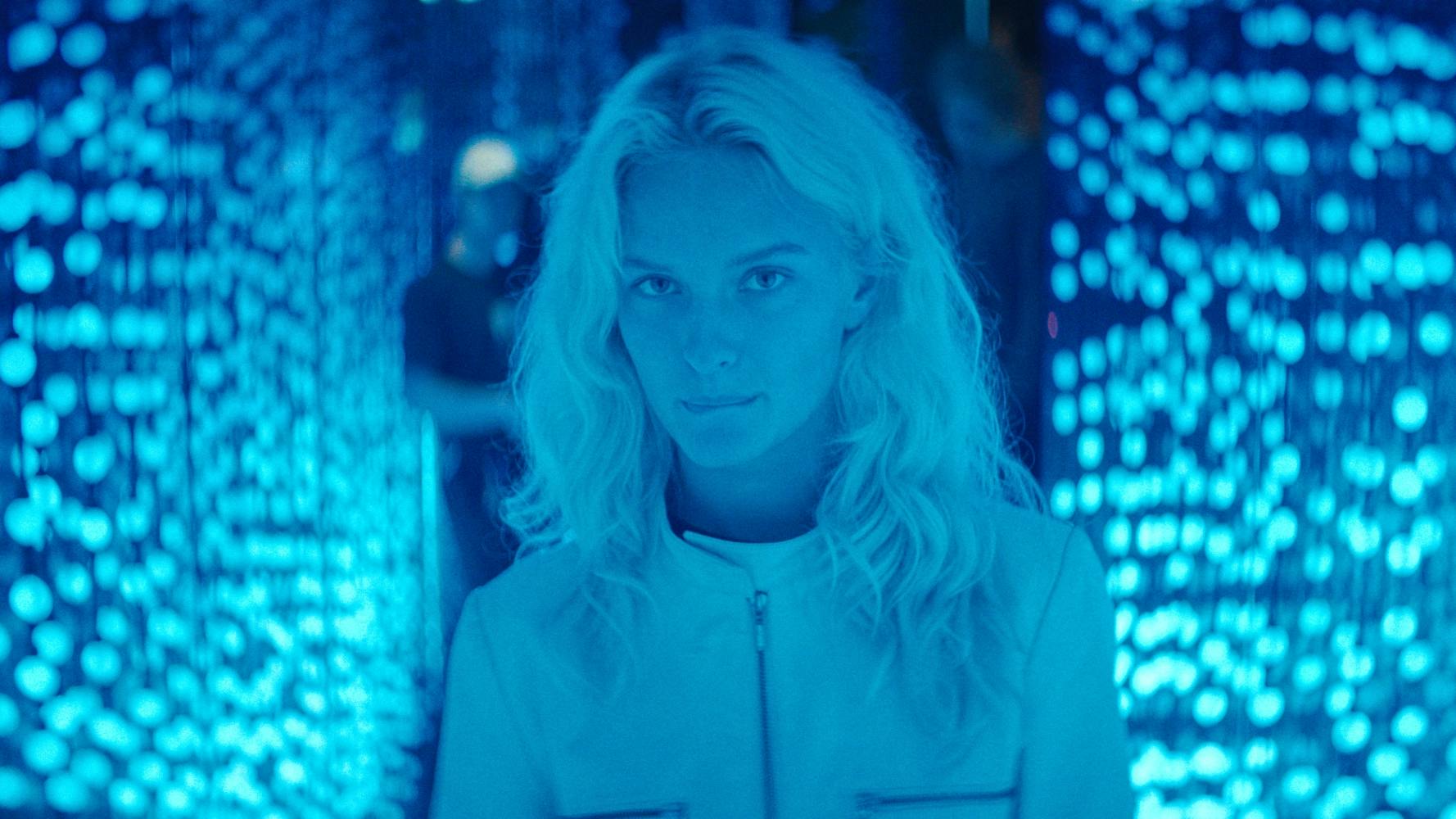 Anna Lehrmann som Lilja i 'Kontra'