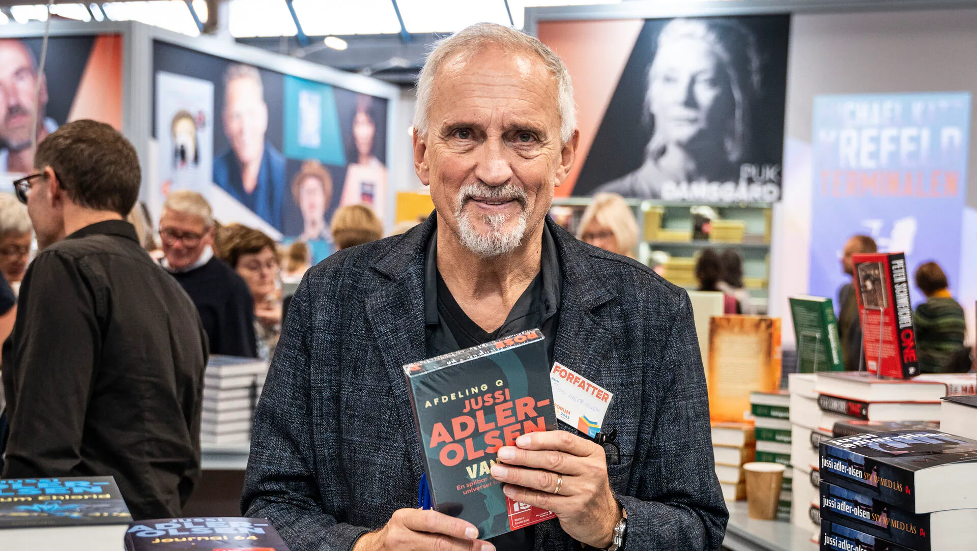 Jussi Adler Olsen om ny Afdeling Q-serie på Netflix | Vi Elsker Serier