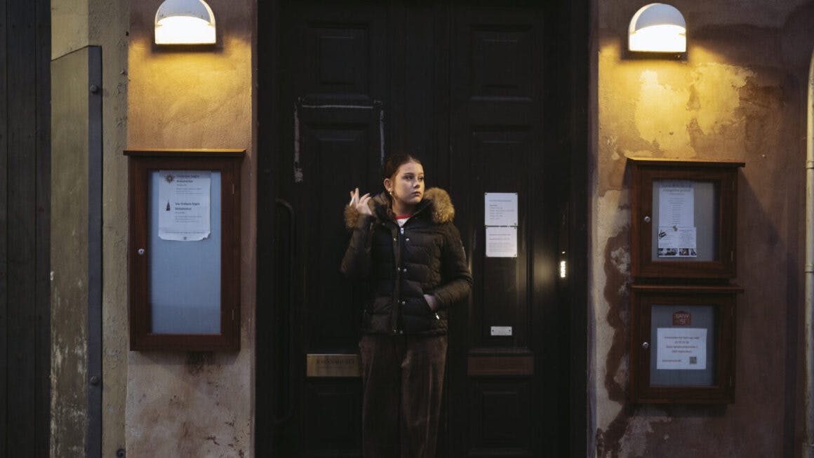 De umyndige anmeldelse