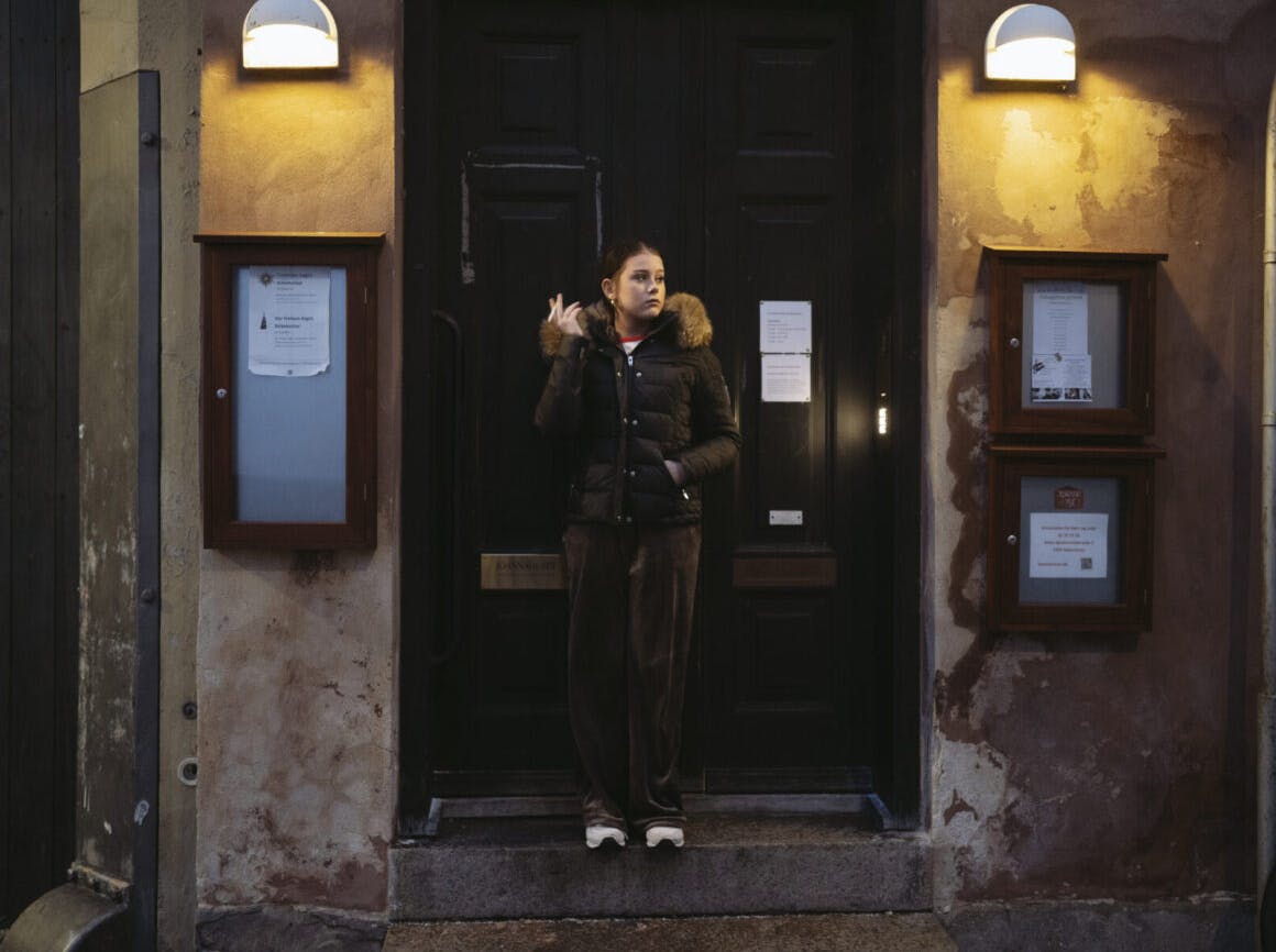 De umyndige anmeldelse