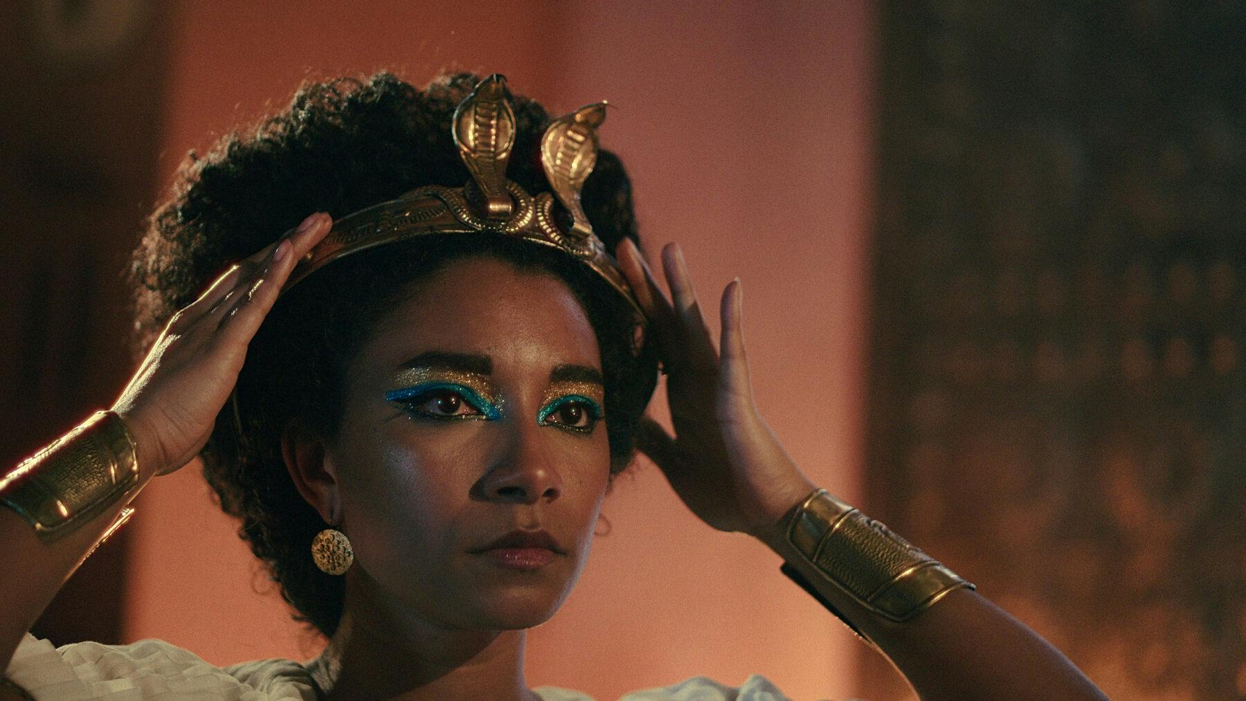 Adele James som Kleopatra i ‘Queen Cleopatra’ 