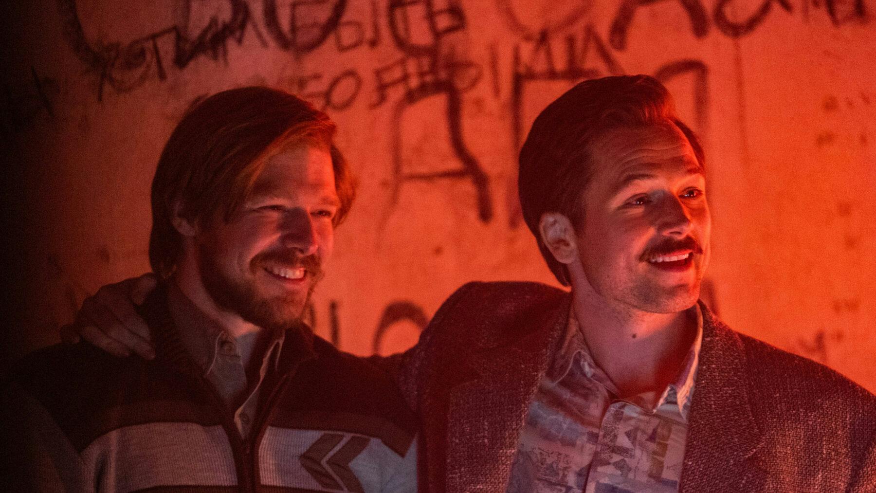 Nikita Efremov og Taron Egerton i ‘Tetris’