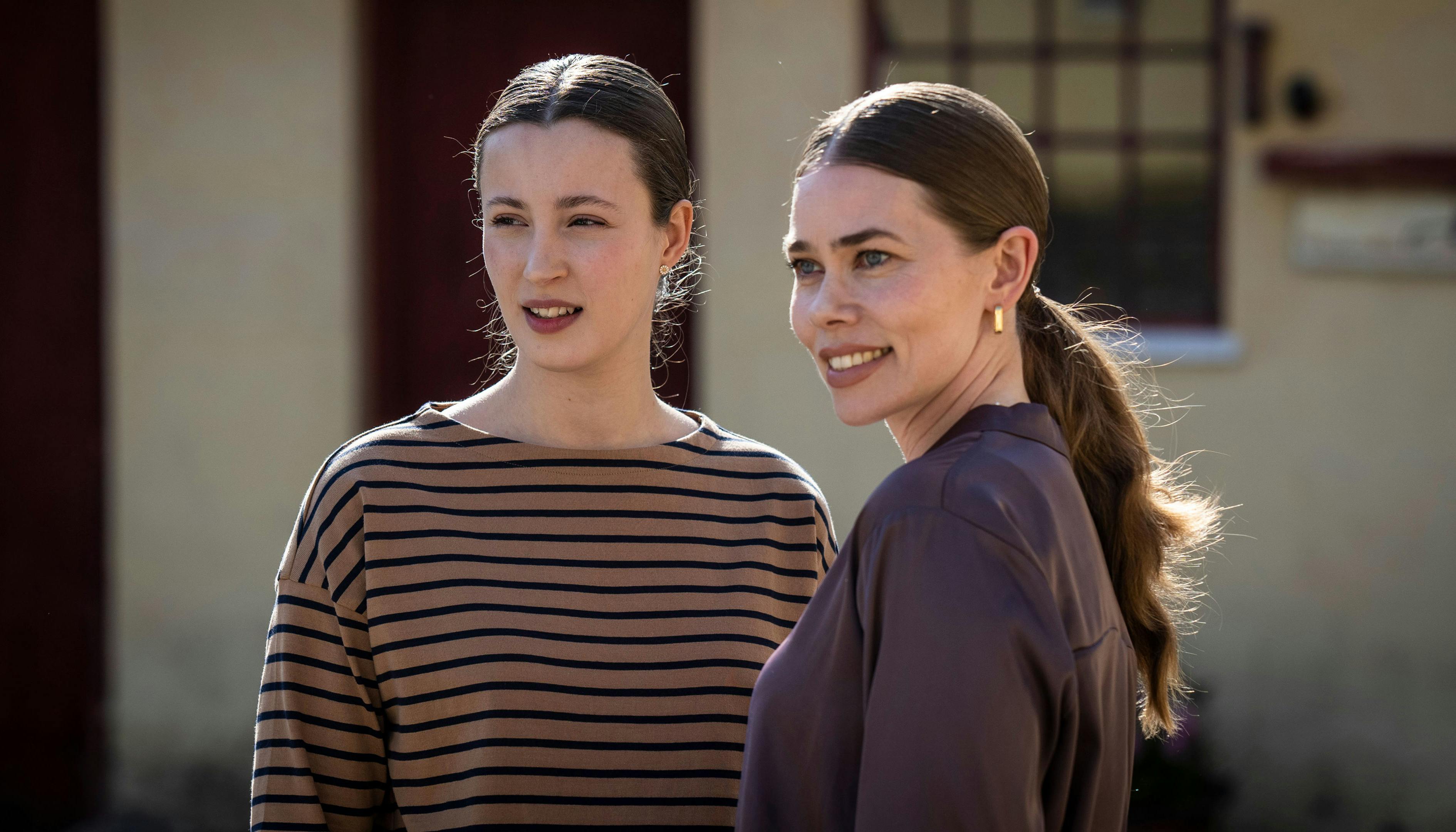 Dark Horse TV 2 anmeldelse