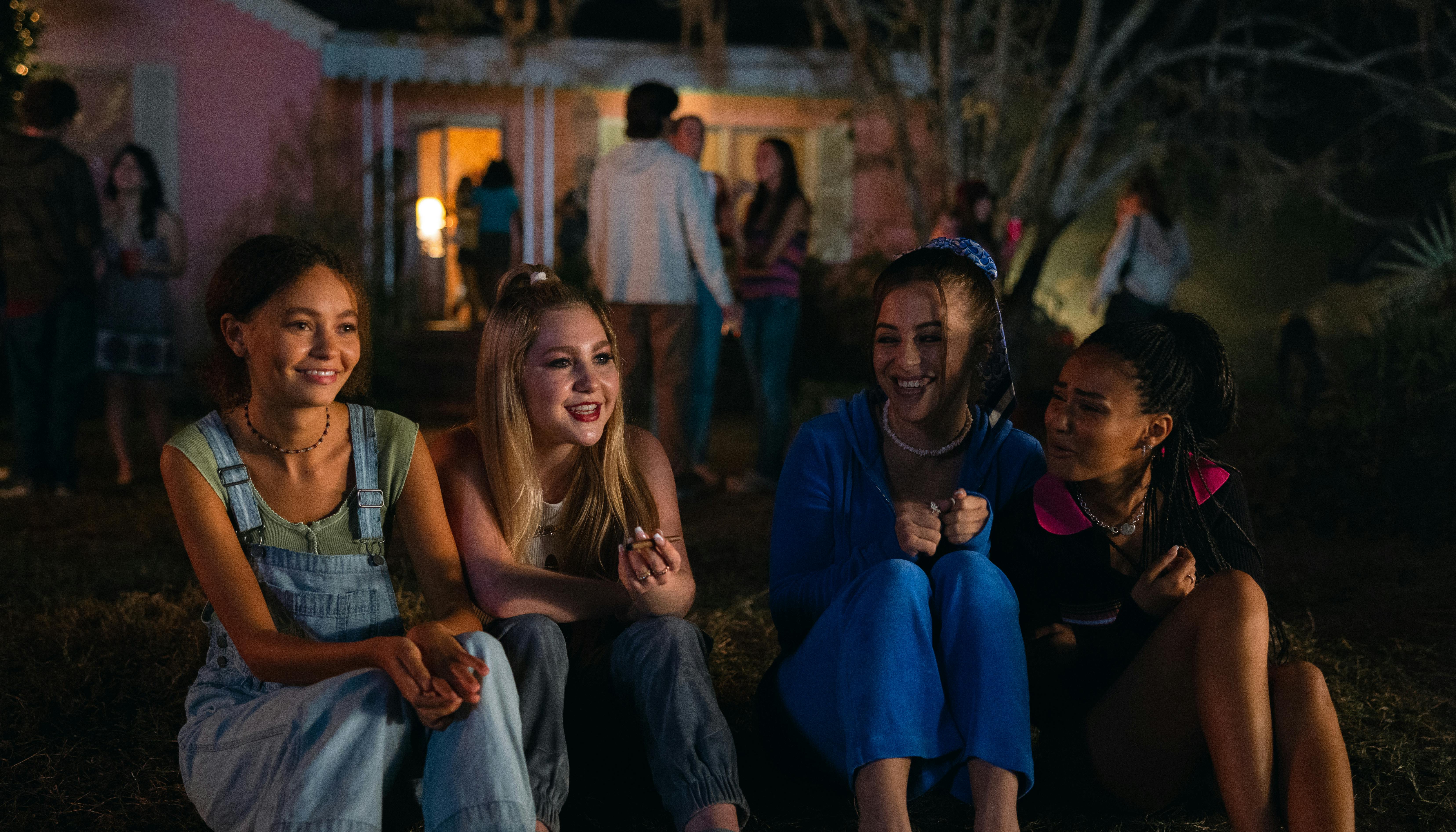 Nico Parker, Ella Anderson, Ariel Martin and Daniella Taylor in SUNCOAST. Photo by Eric Zachanowich. Courtesy of Searchlight Pictures. © 2023 Searchlight Pictures All Rights Reserved.