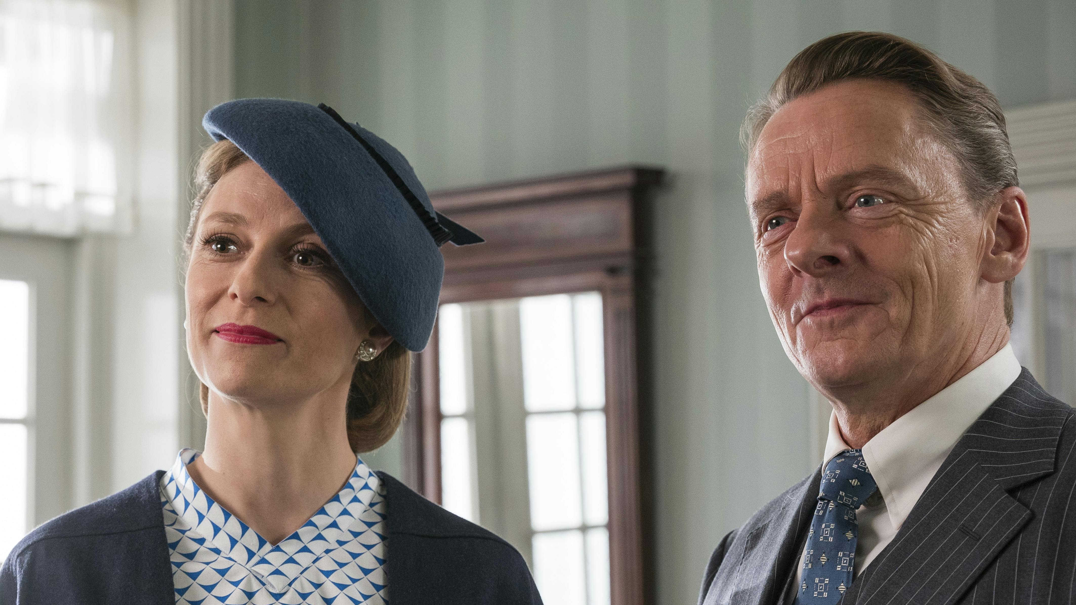 Med undertitlen 'Small Changes' er Fru Serup gået i krig med at lave hotellet om – stik imod mandens løfter til gæsterne i 'Badehotellet'