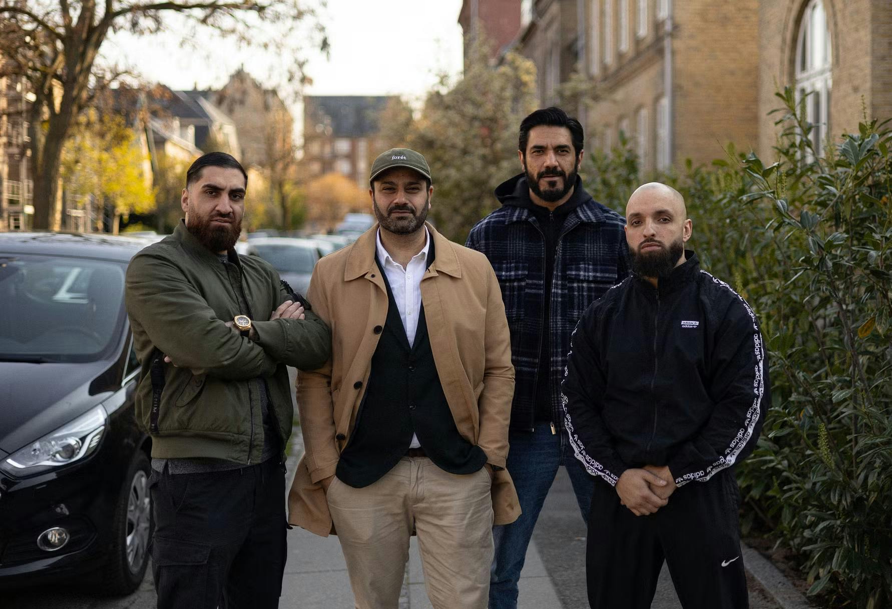 Albert Arthur Amiryan som Saddam, producer Misam Avaz, Afshin Firouzi som Cairo og instruktør Jahfar Muataz i 'Hele vejen'