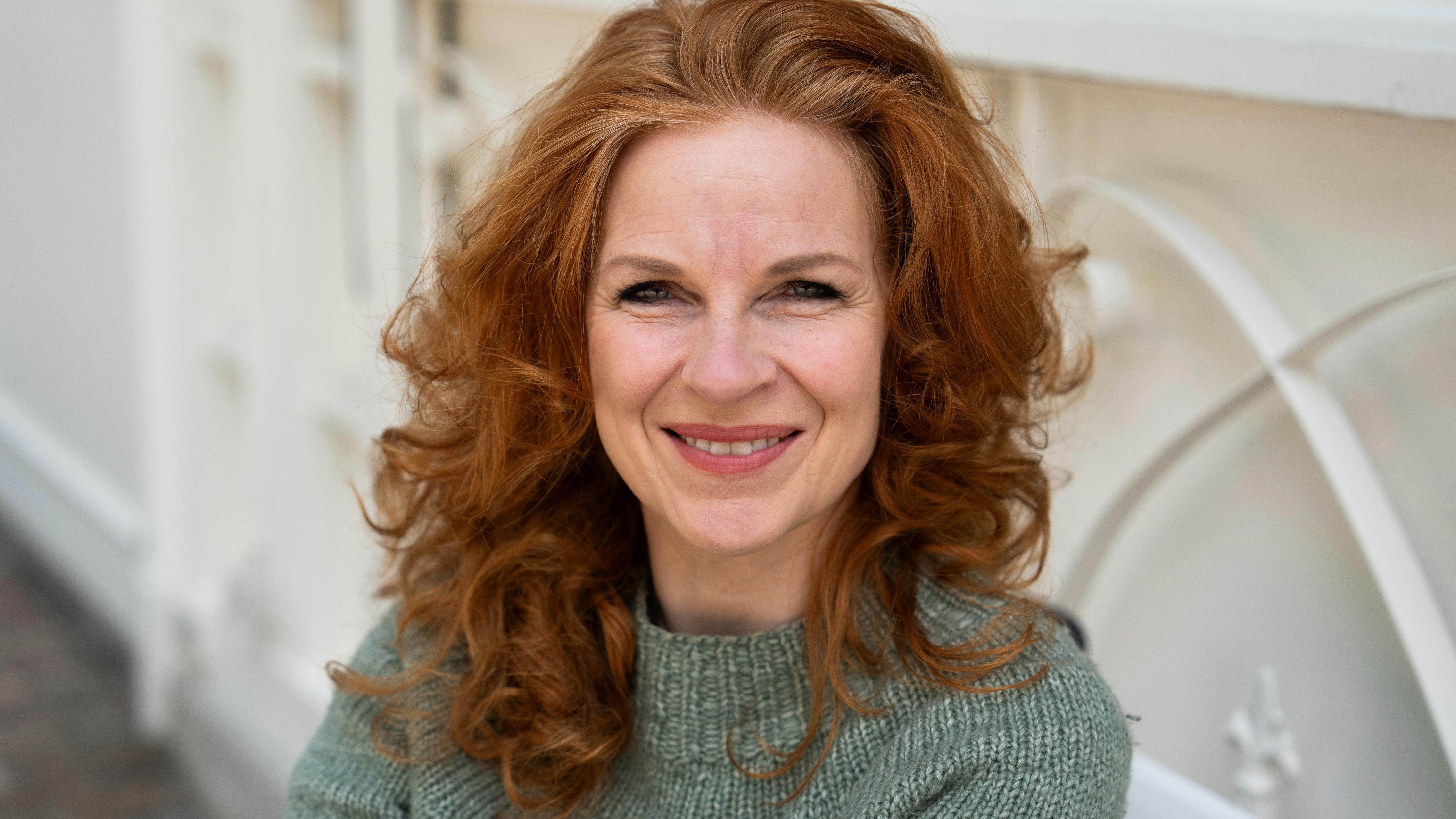 Pressedag på Tivolirevyen 2024. Portrætbilleder af Rikke Buch Bendtsen.