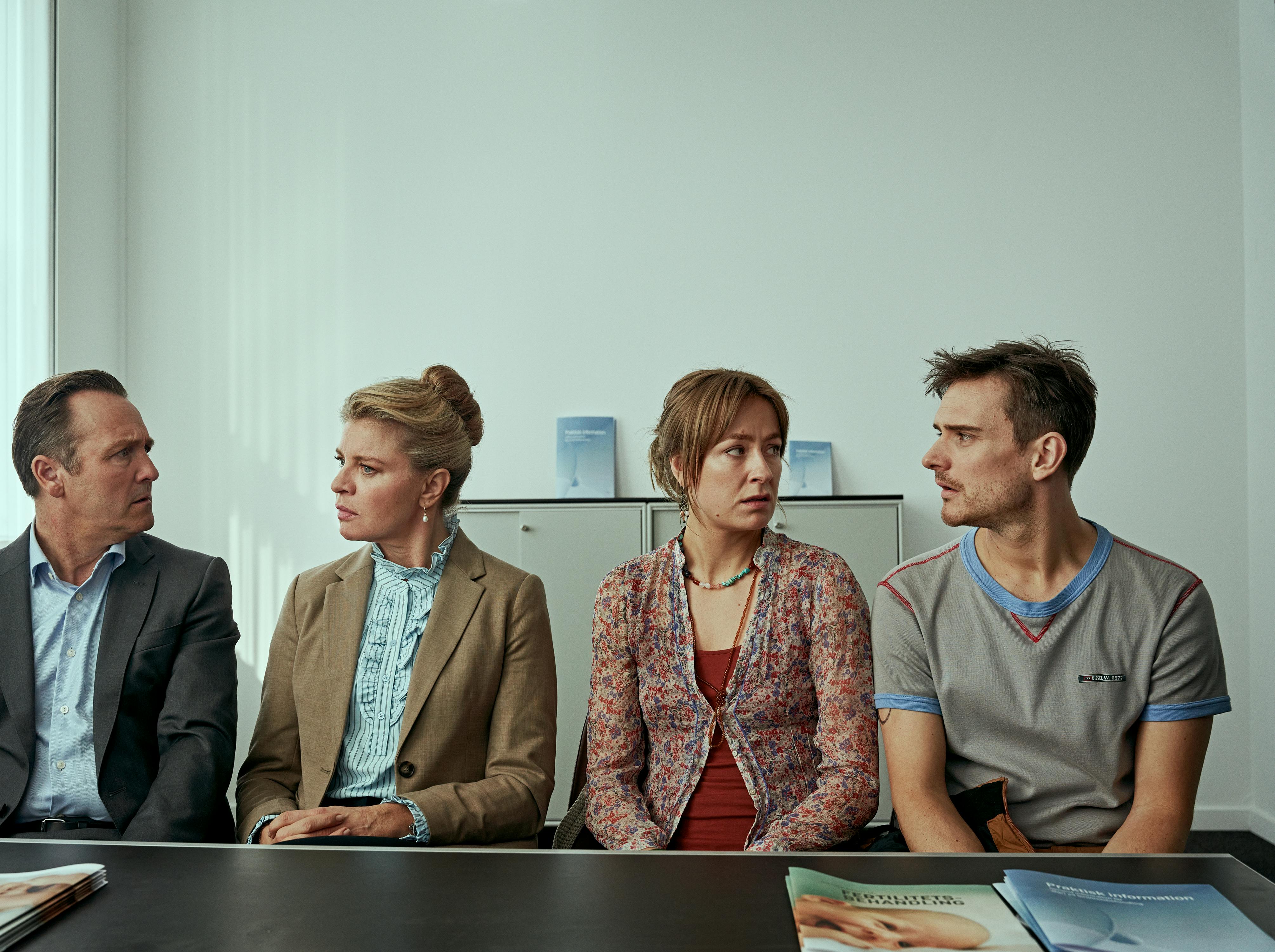 Bytte Bytte Barn. (L to R) Lars Ranthe as Andreas, Mille Dinesen as Cecilie, Katinka Lærke Petersen as Liv, Kasper Dalsgaard as Malthe in Bytte Bytte Barn. Cr. Courtesy of Netflix © 2024