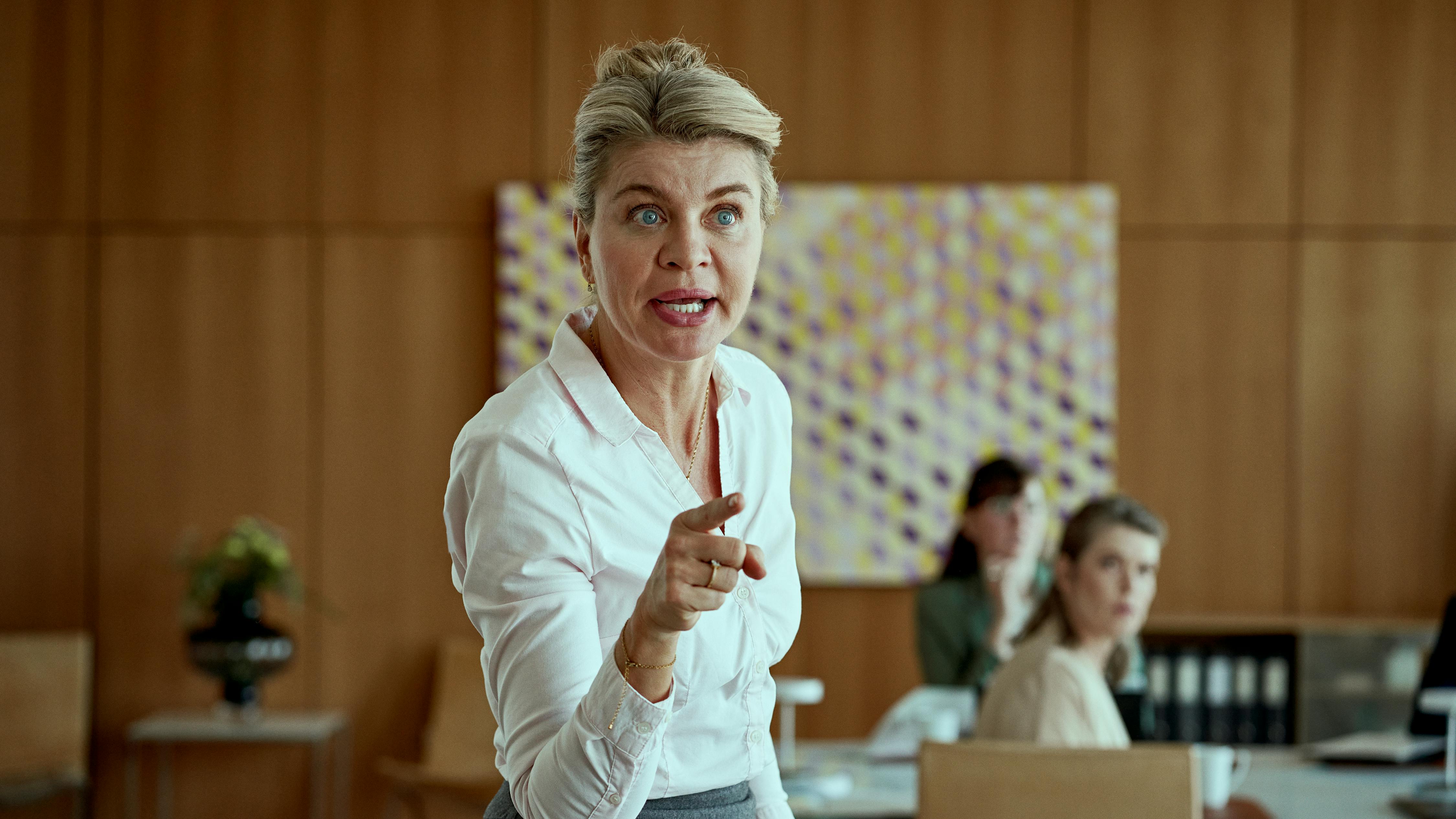 Bytte Bytte Barn. Mille DinesenAs Cecilie in Bytte Bytte Barn. Cr. Courtesy of Netflix © 2024