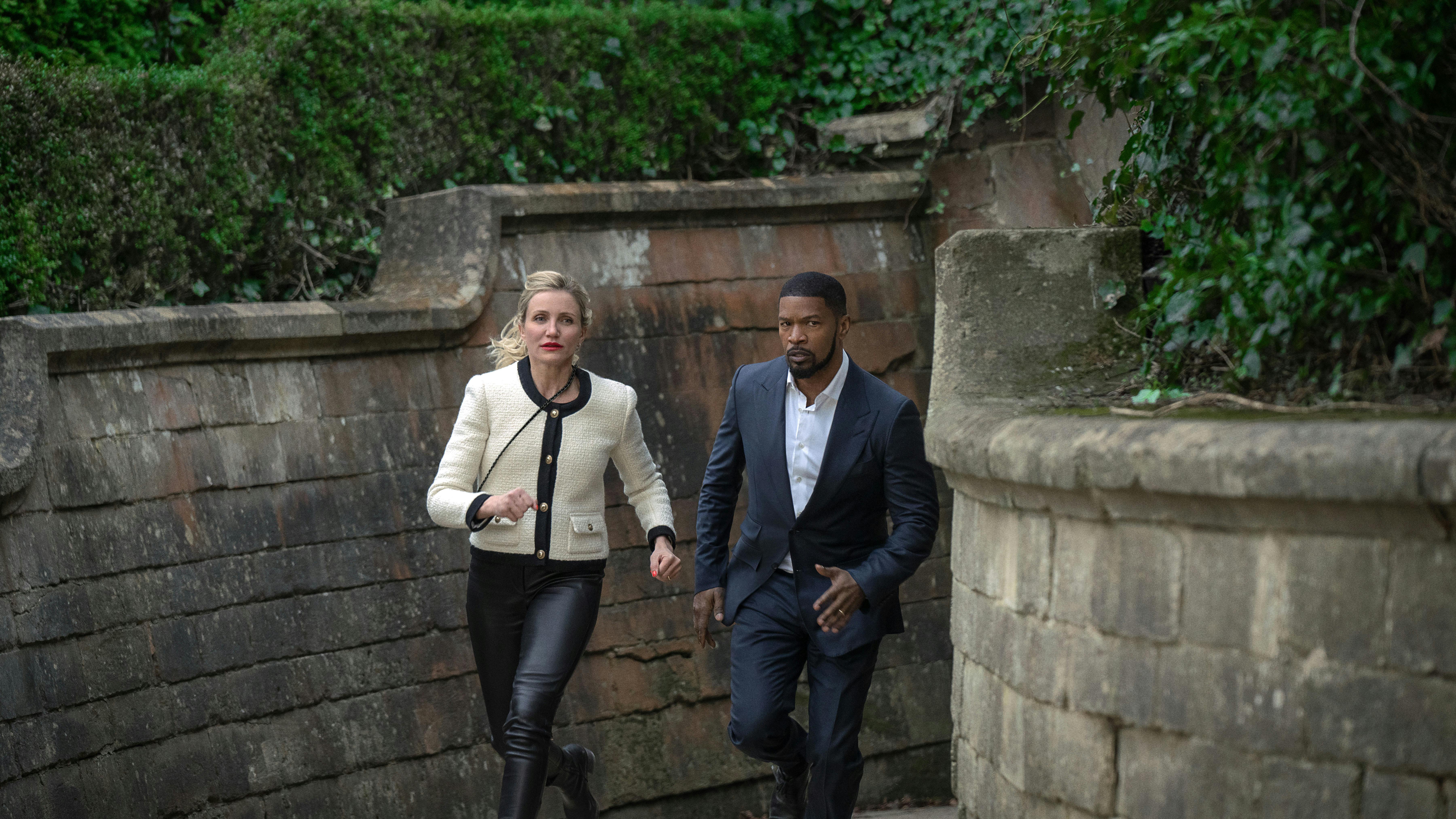 Back In Action. (L to R) Cameron Diaz as Emily and Jamie Foxx as Matt in Back In Action. Cr. John Wilson/Netflix © 2024.