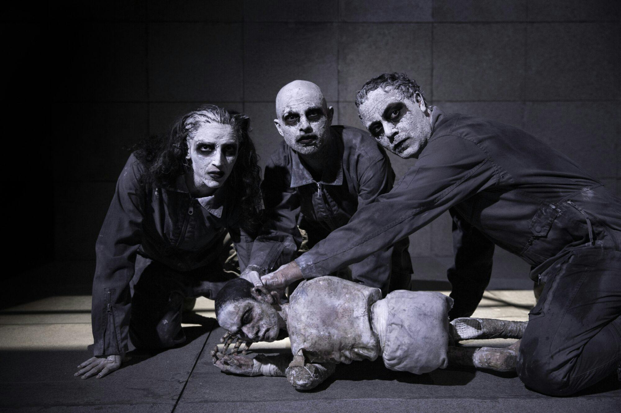 Ellaha Lack, Kasper Krassimir og Haesam Jakir i 'Desertør'