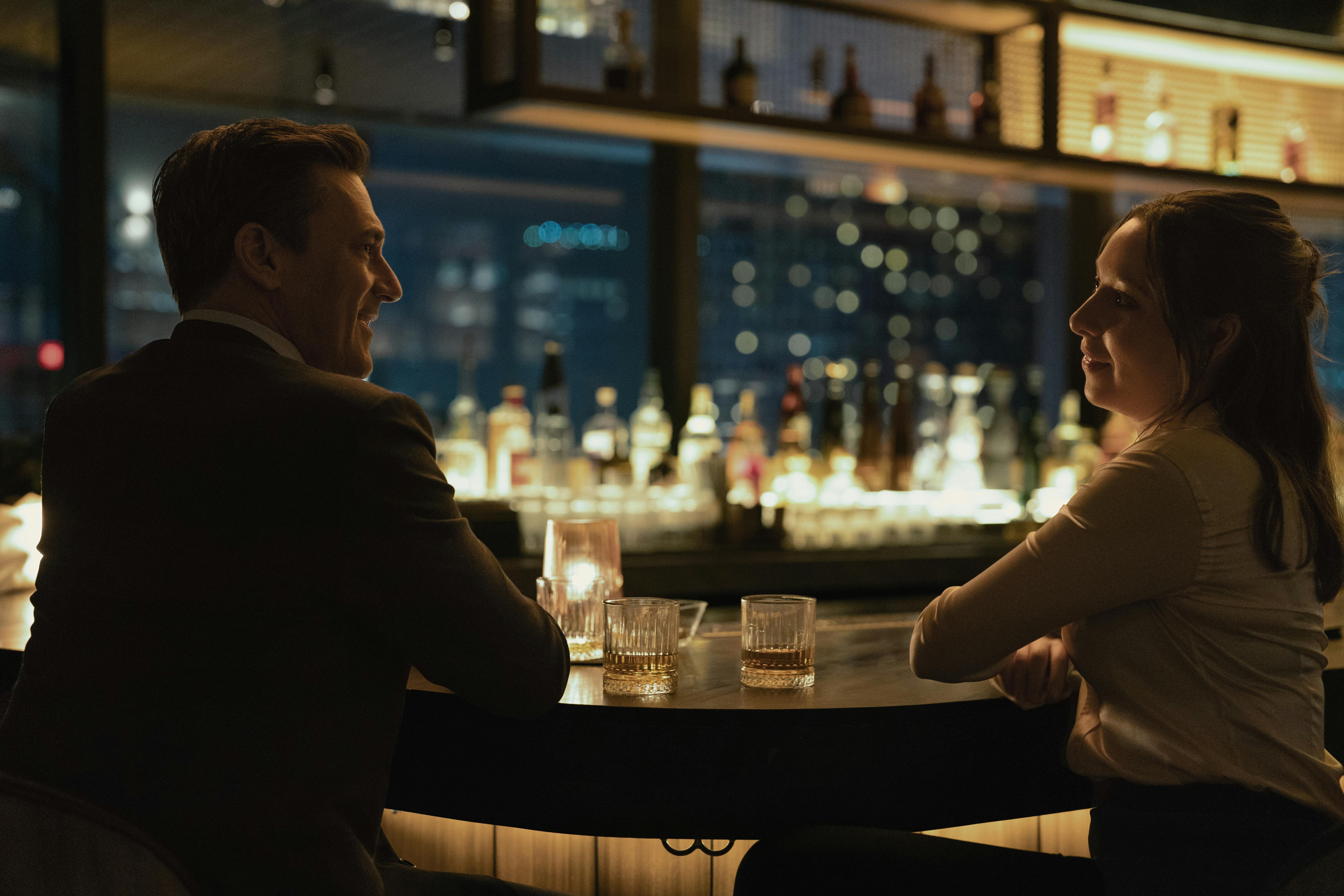 your friends & neighbors anmeldelse jon hamm