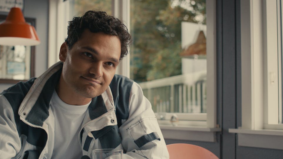 Anmeldelse af 'Glasskår'