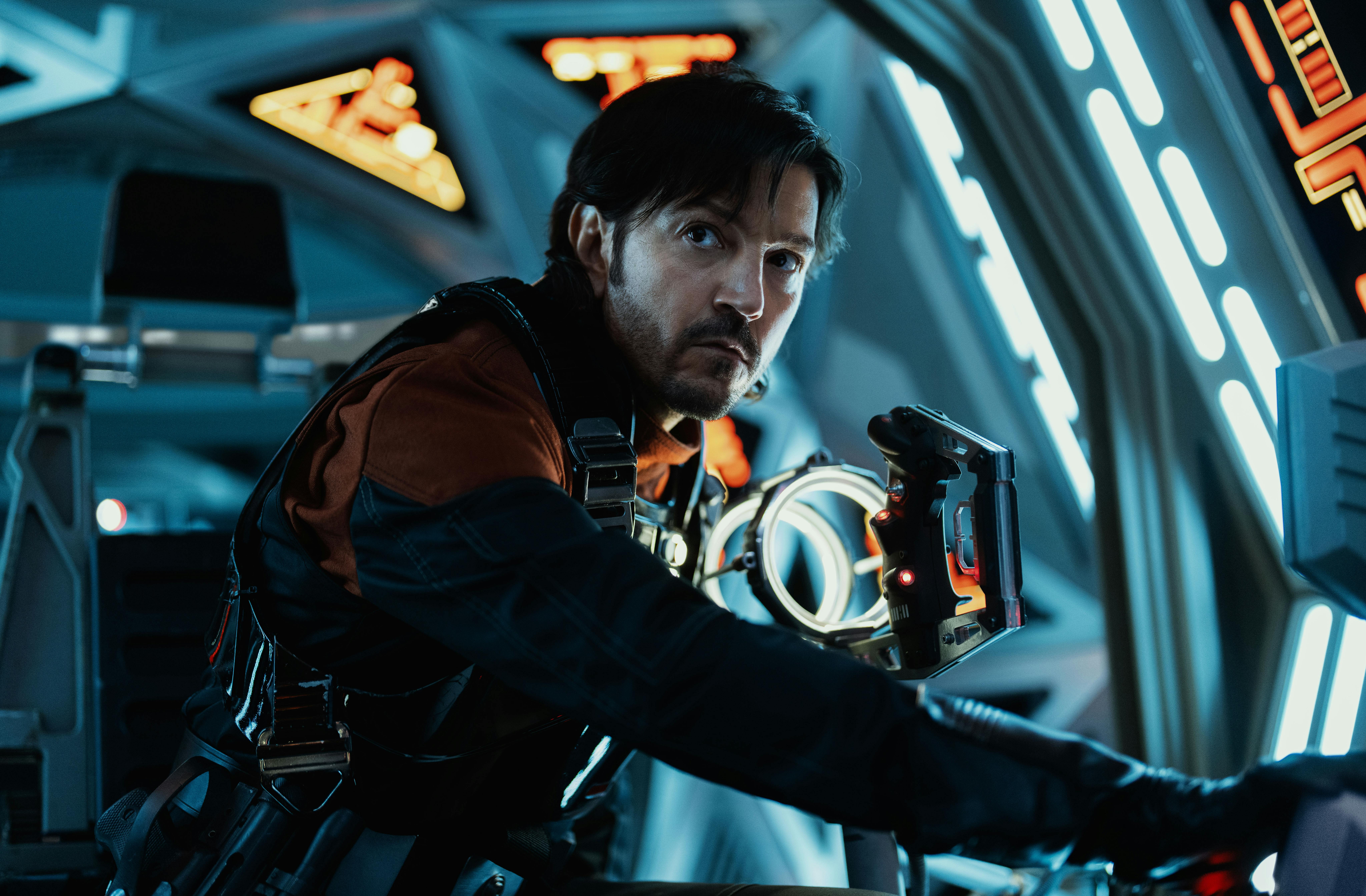 Andor (Diego Luna) ANDOR Sæson 2 anmeldelse