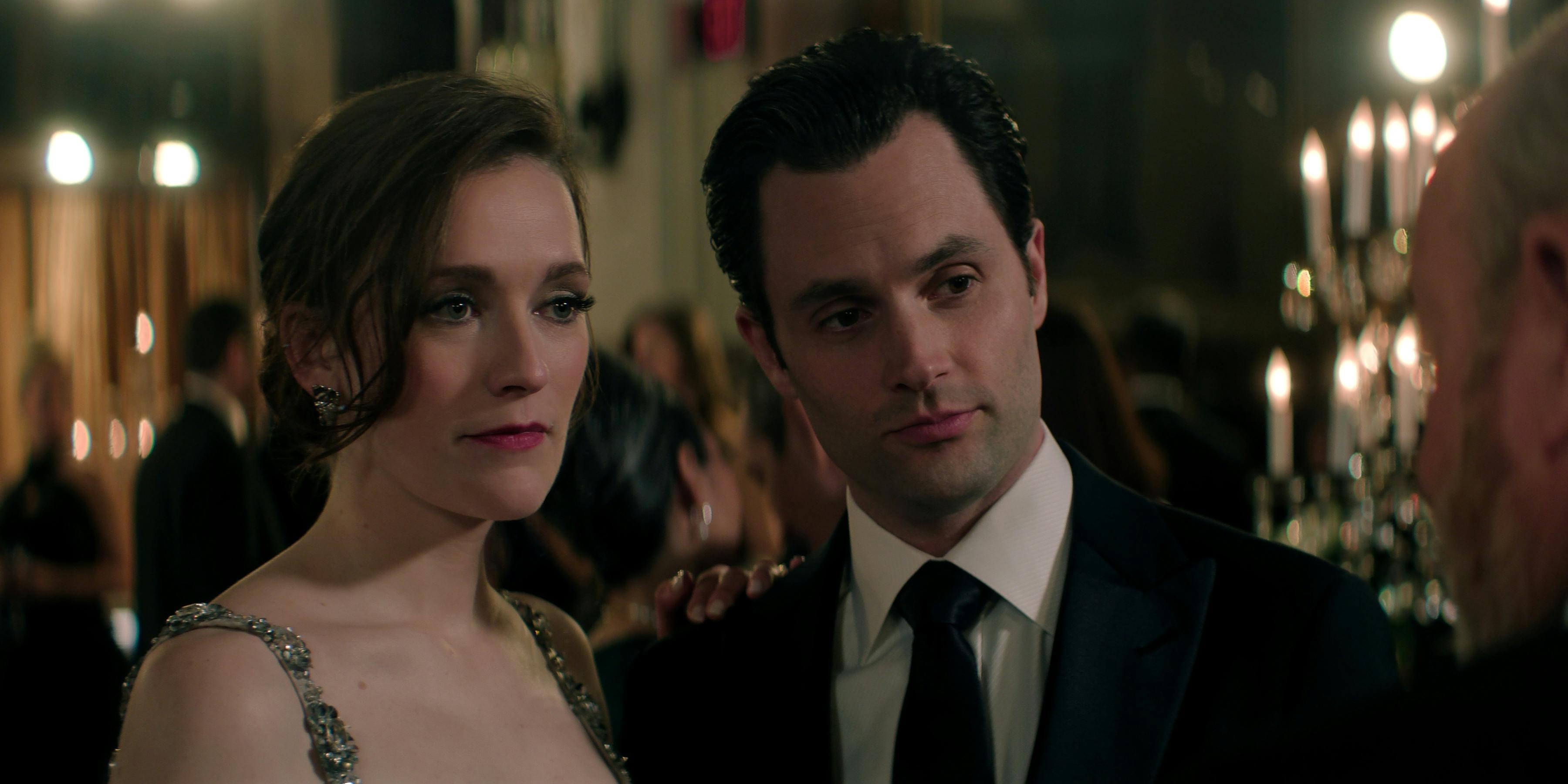 You sæson 5 anmeldelse Charlotte Ritchie Kate Lockwood, Penn Badgley Joe Goldberg