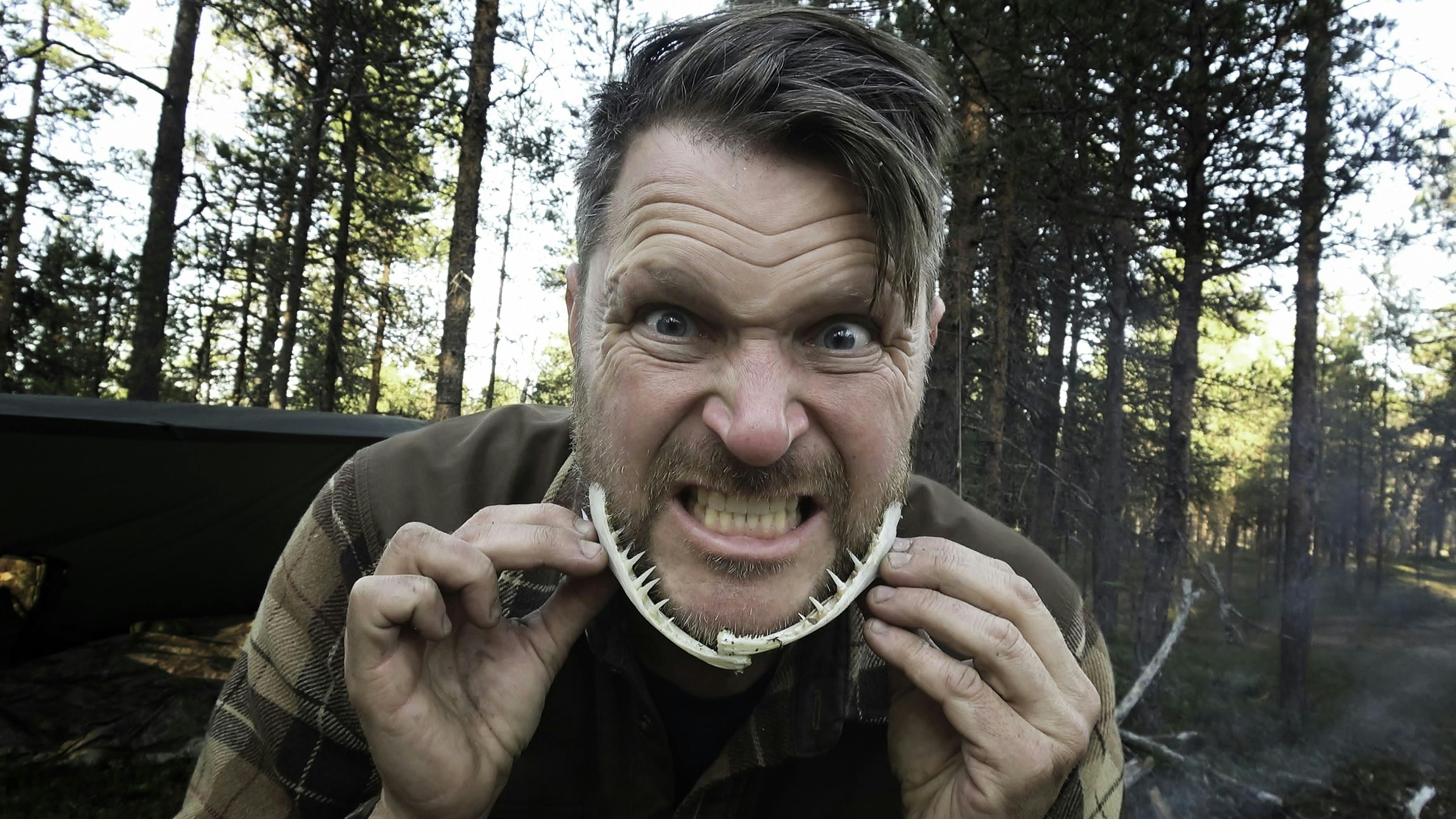 Anmeldelse af Alene i vildmarken