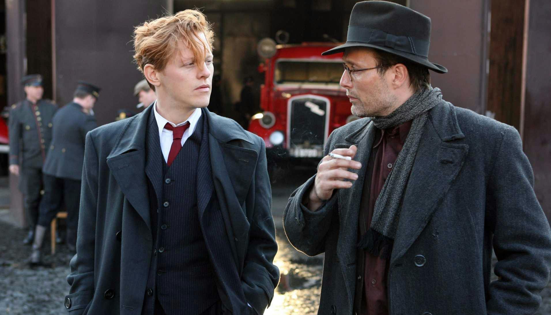 Thure Lindhardt som Flammen og Mads Mikkelsen som Citronen