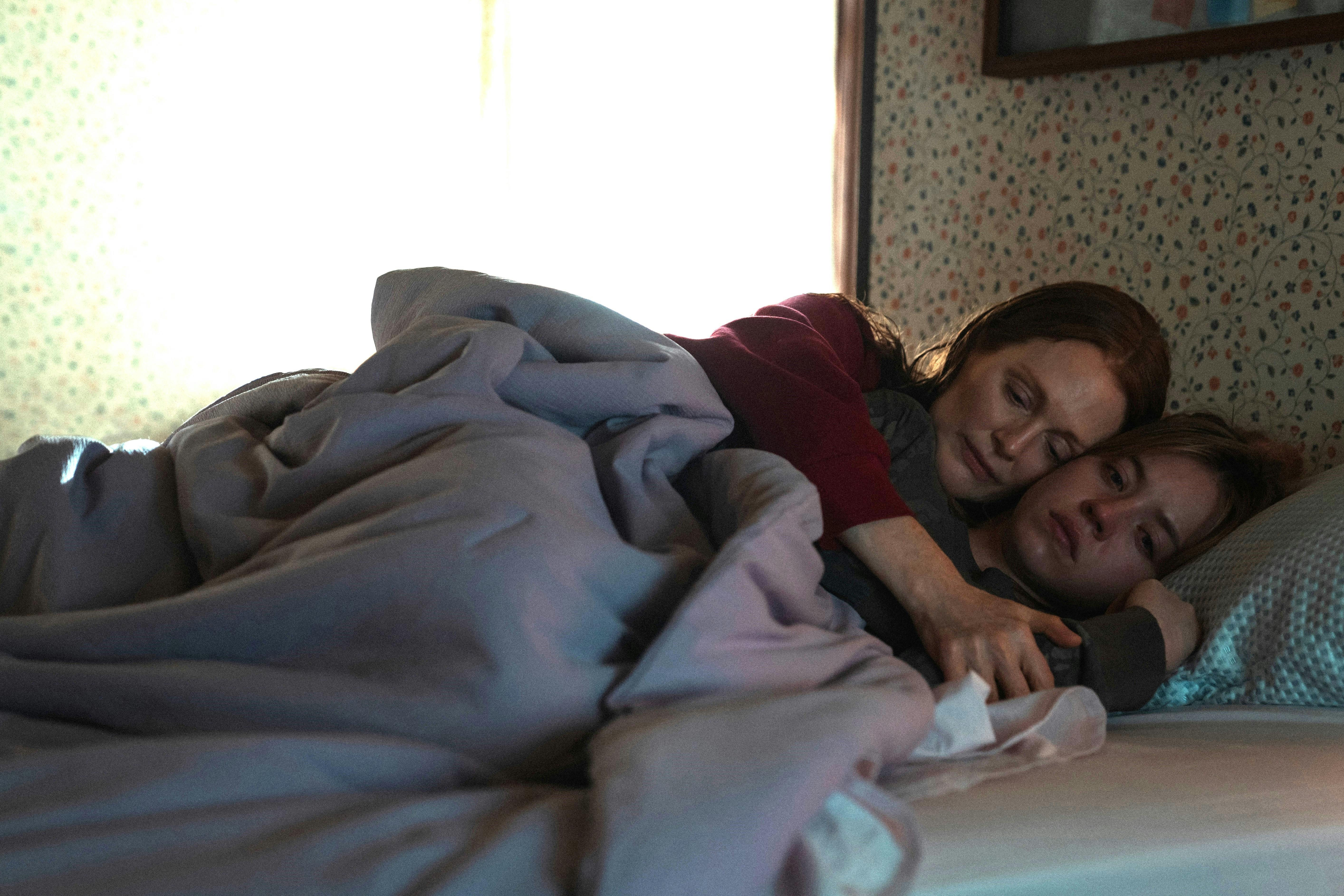 Julianne Moore og Sydney Sweeney i 'Echo Valley'