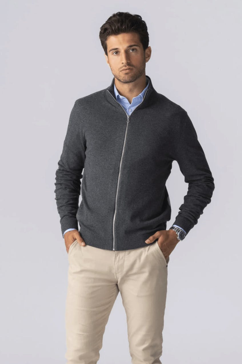 https://imgix.vielskerserier.dk/2025-05-09/Roy1.png