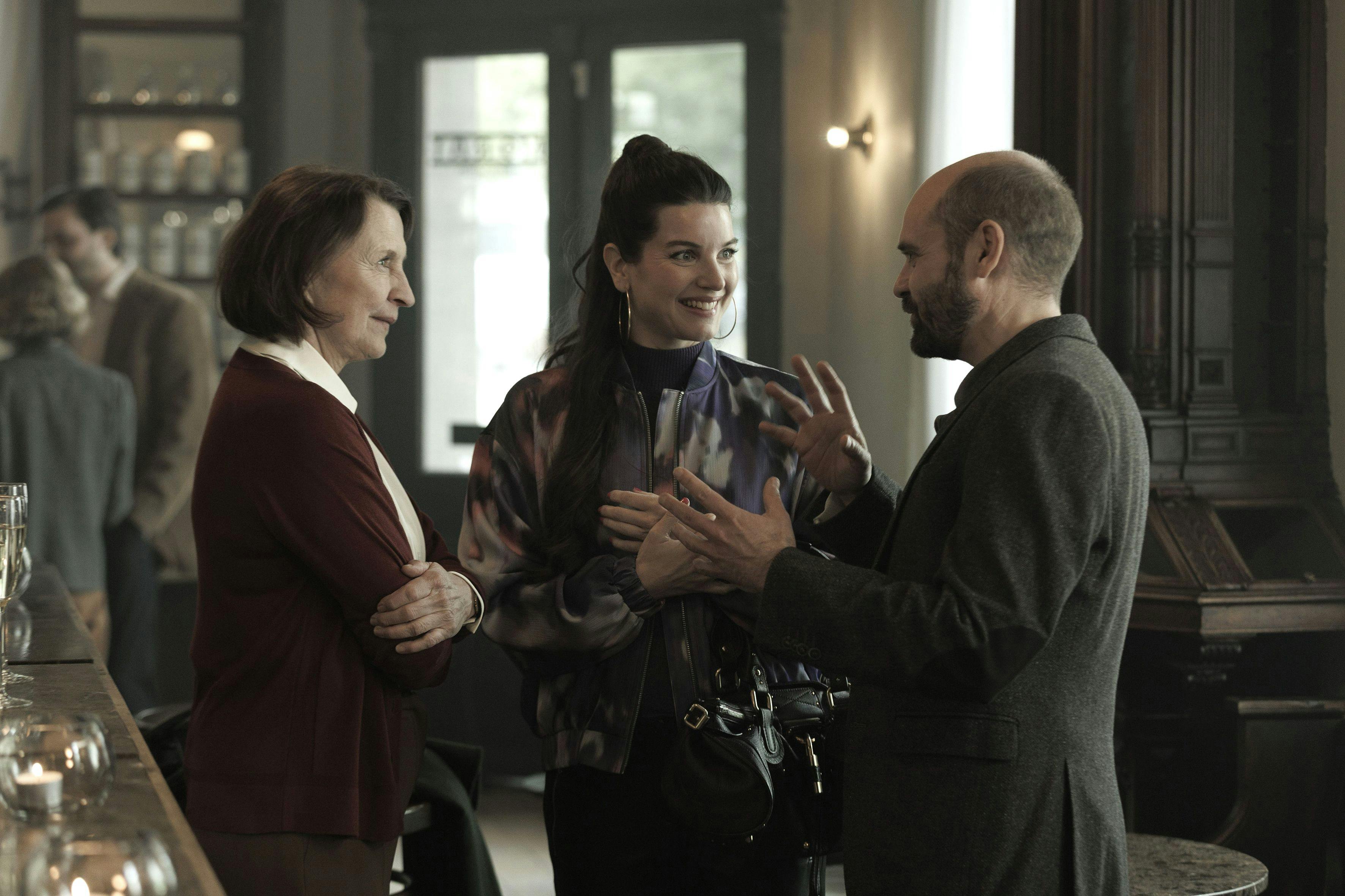 karen-lise mynster dia jovanovic david dencik andre folks penge anmeldelse