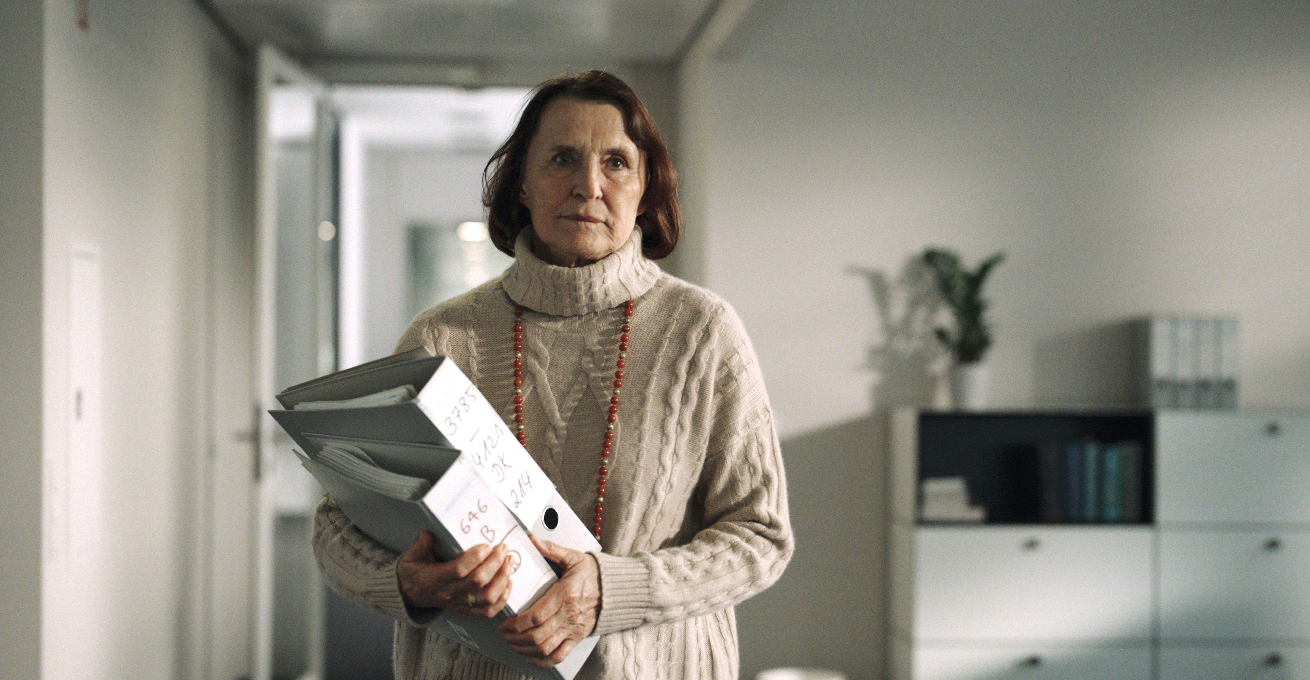 karen-lise mynster andre folks penge