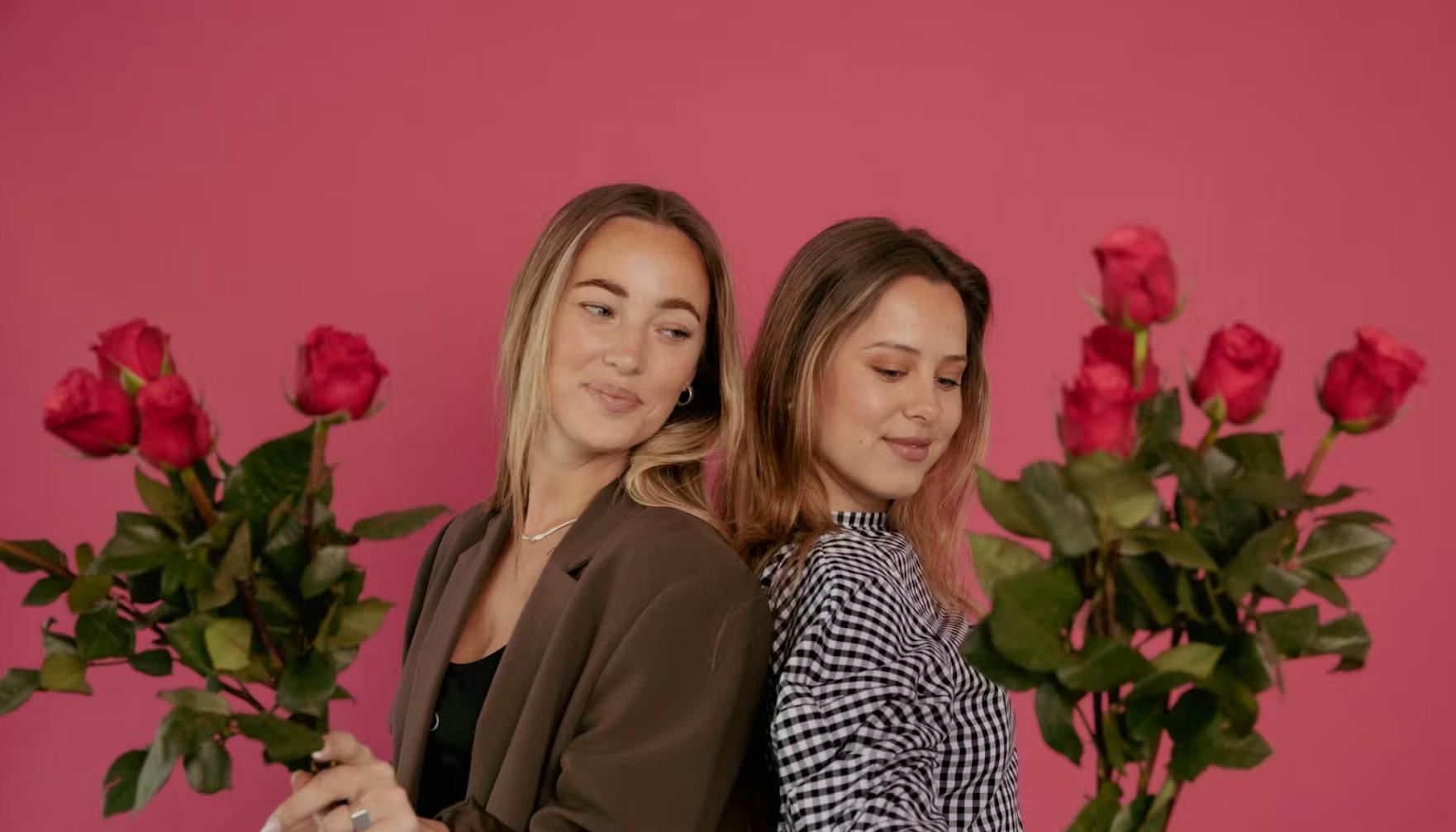 De to bachelorettes, Mai og Emma