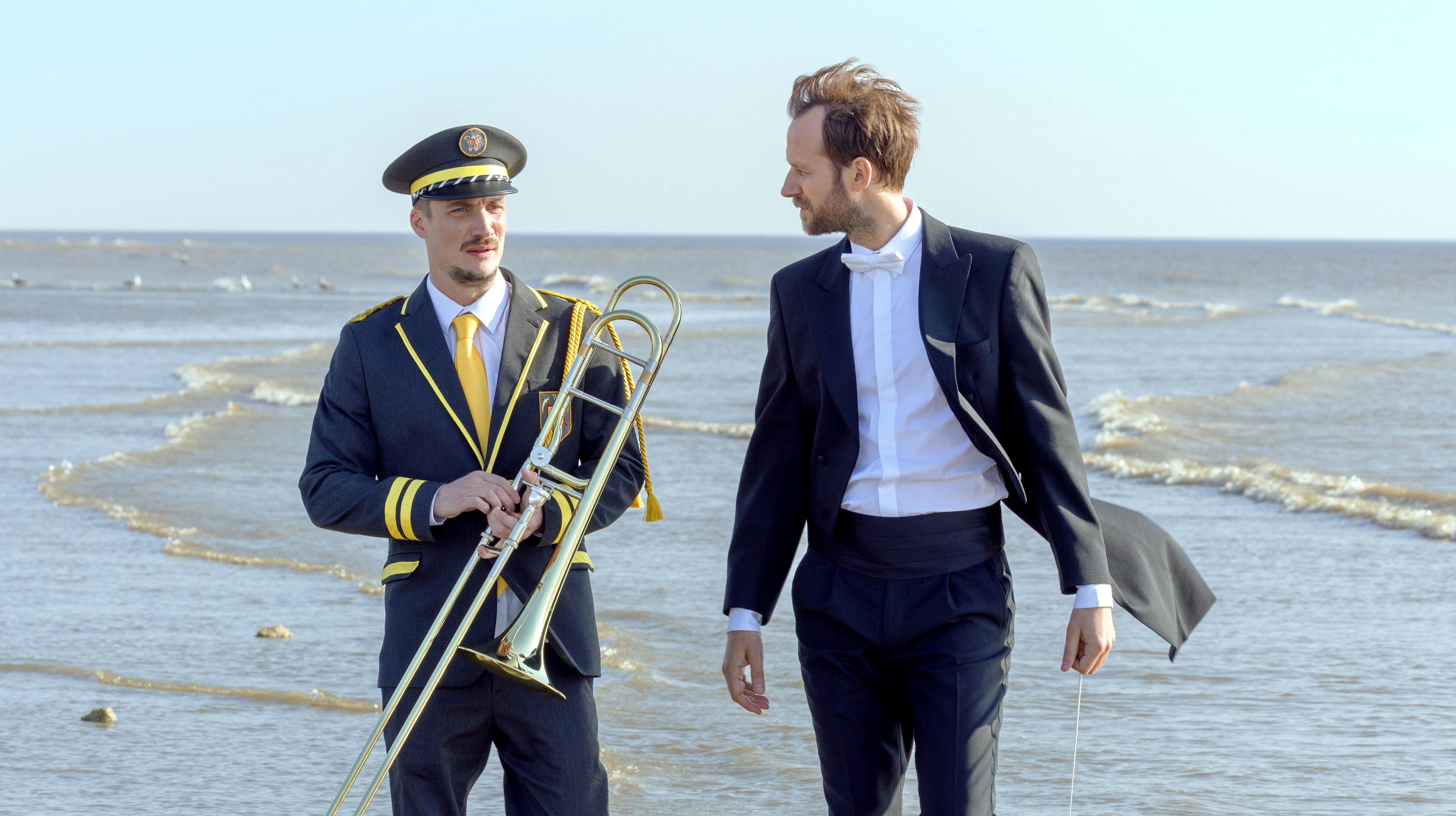 Anmeldelse af 'For fuld musik'