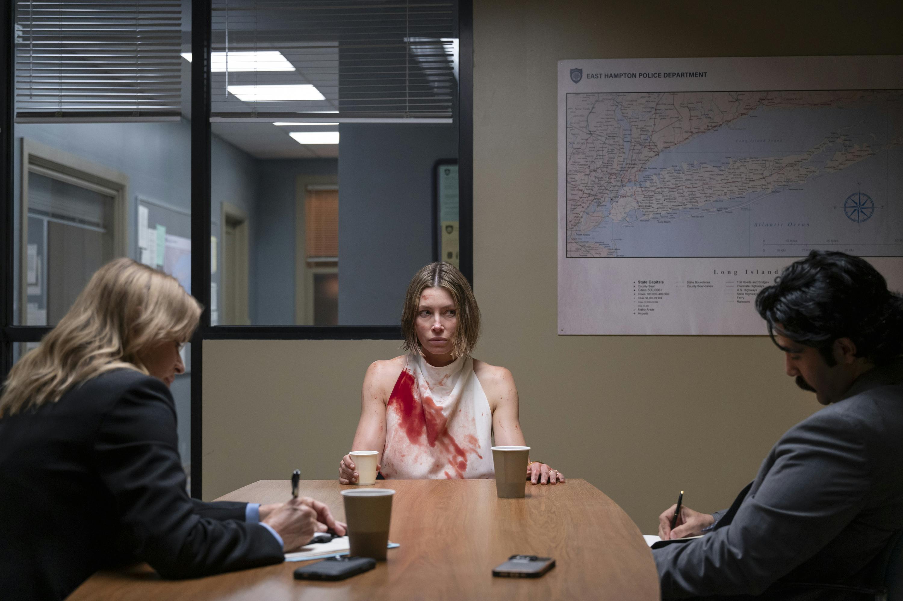 Kim Dickens, Jessica Biel, Bobby Naderi the better sister anmeldelse