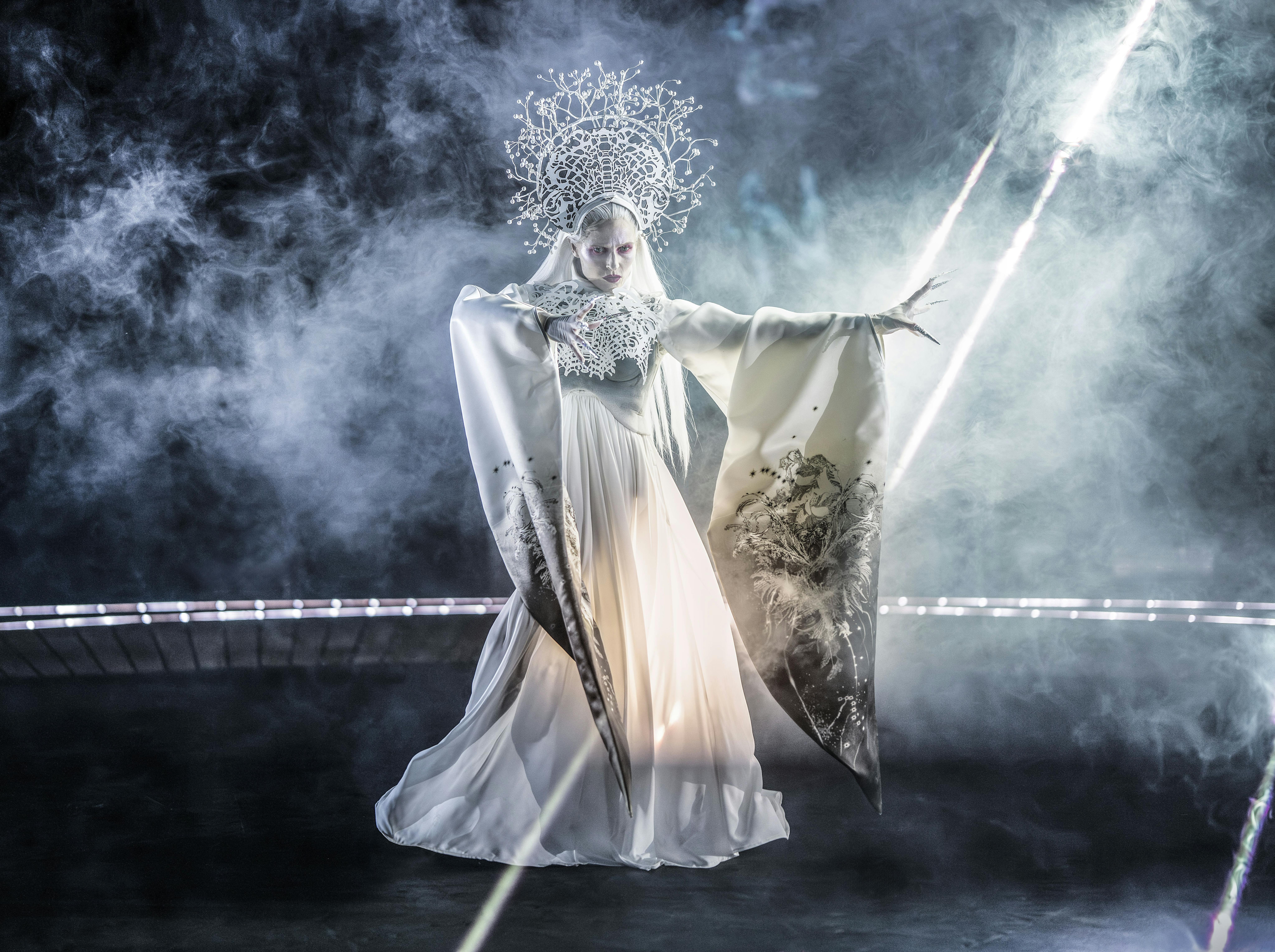 Anmeldelse af 'Snedronningen' i Ulvedalene af Det Kongelige Teater