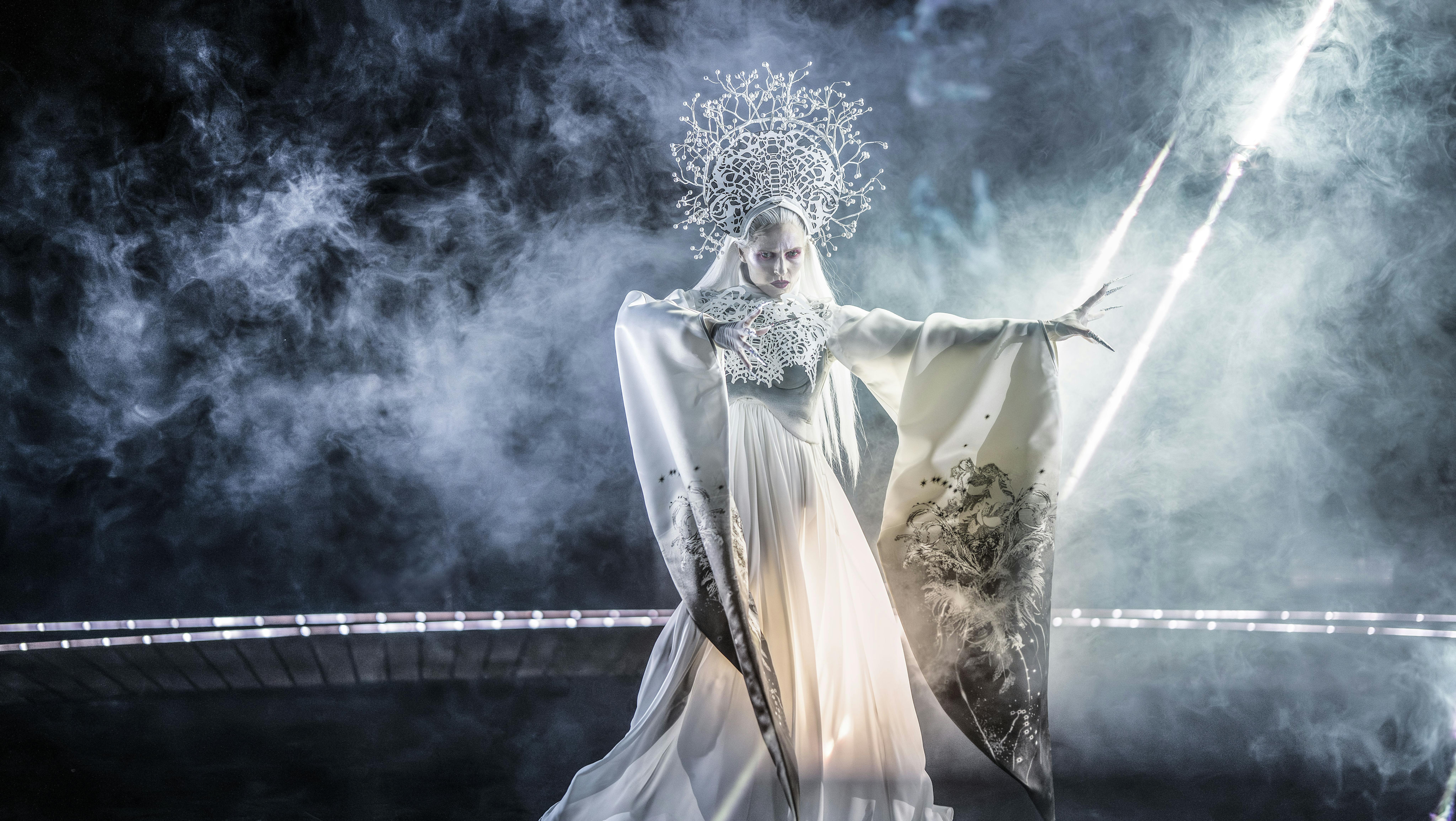 Anmeldelse af 'Snedronningen' i Ulvedalene af Det Kongelige Teater