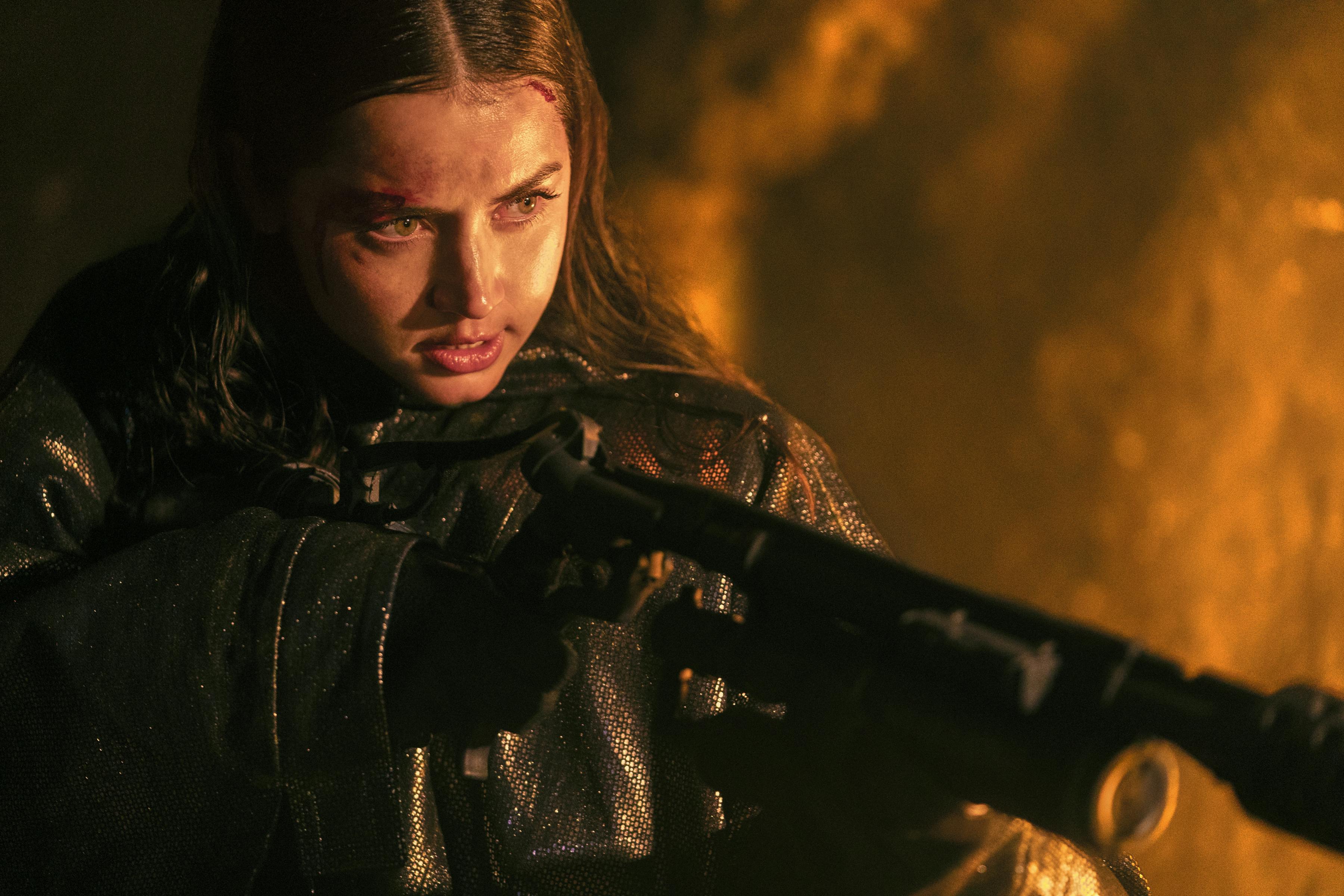 Ana de Armas as Eve in Ballerina anmeldelse