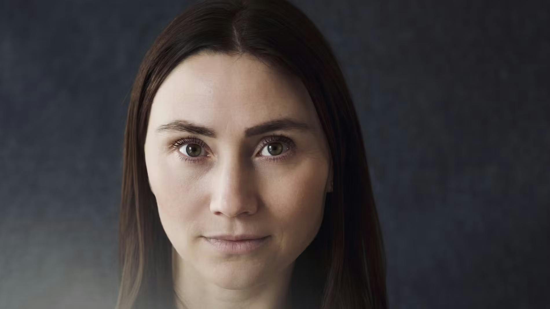 Hvad læser Stephanie León?