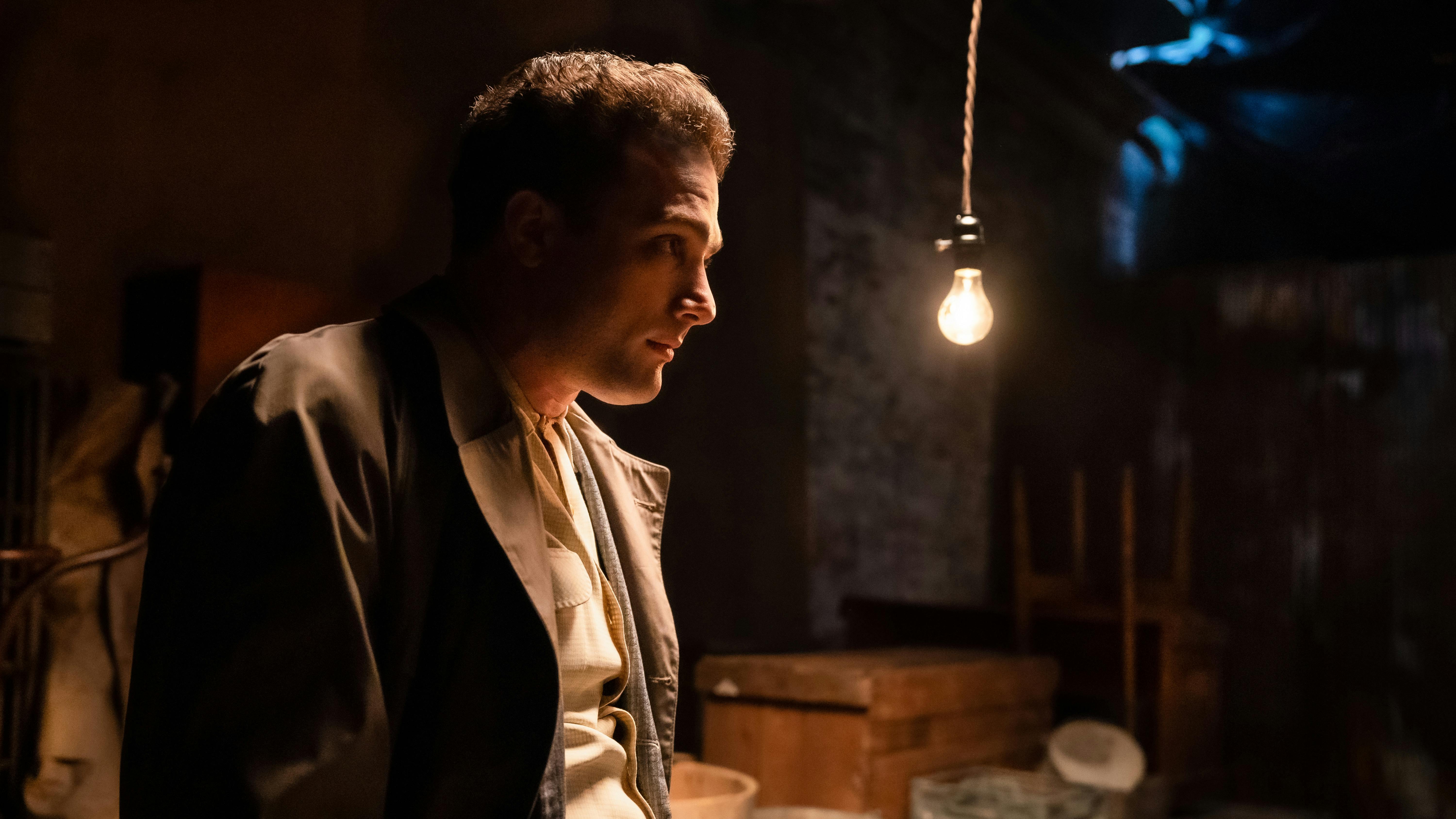 cosmo jarvis vincent gigante the alto knights anmeldelse