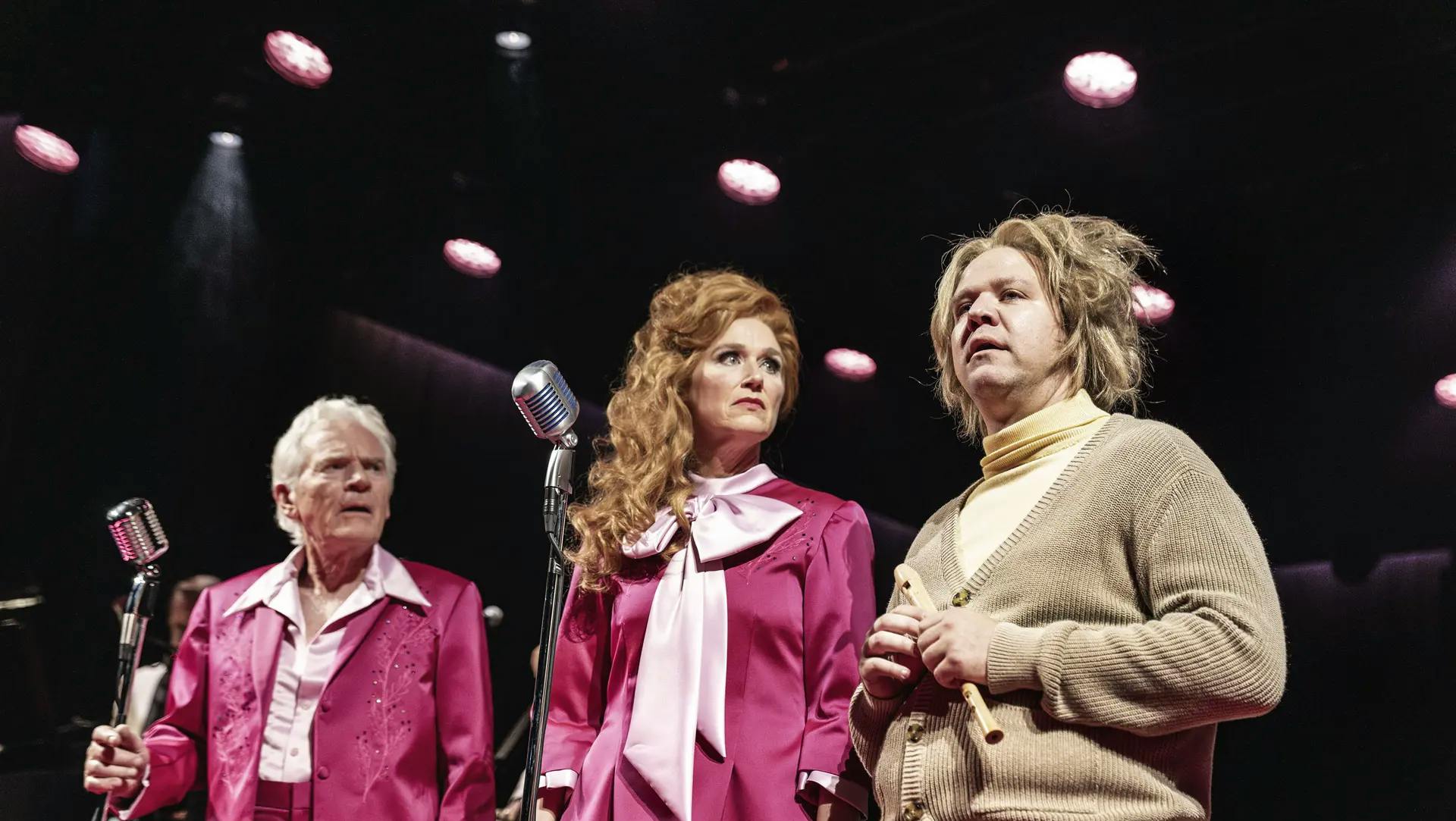 Anmeldelse af 'Tivolirevyen 2025'