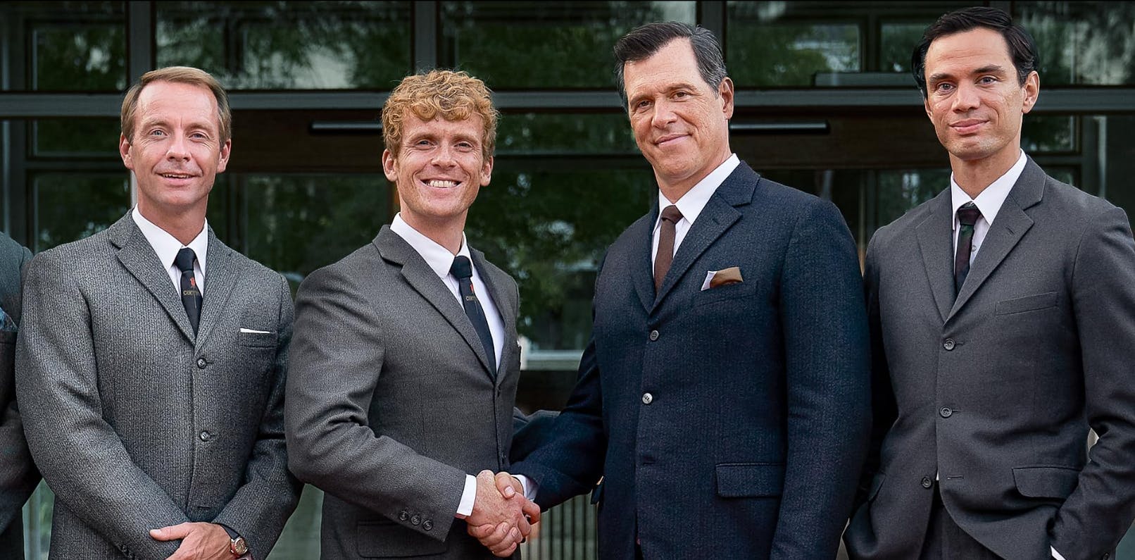 Vigtige amerikanere gæster Axel Byvang i 'Carmen Curlers'