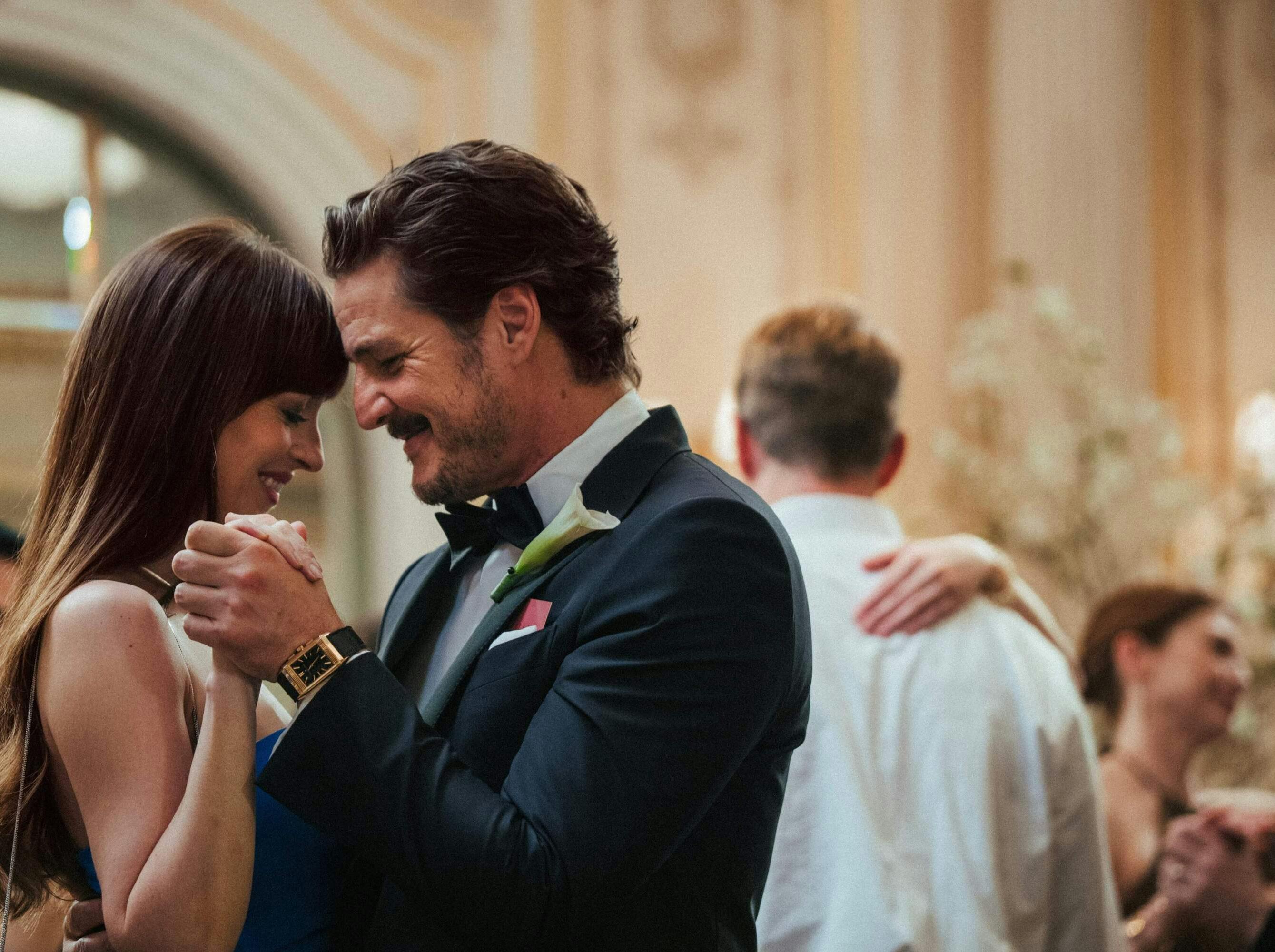 Dakota Johnson og Pedro Pascal i 'Materialists'