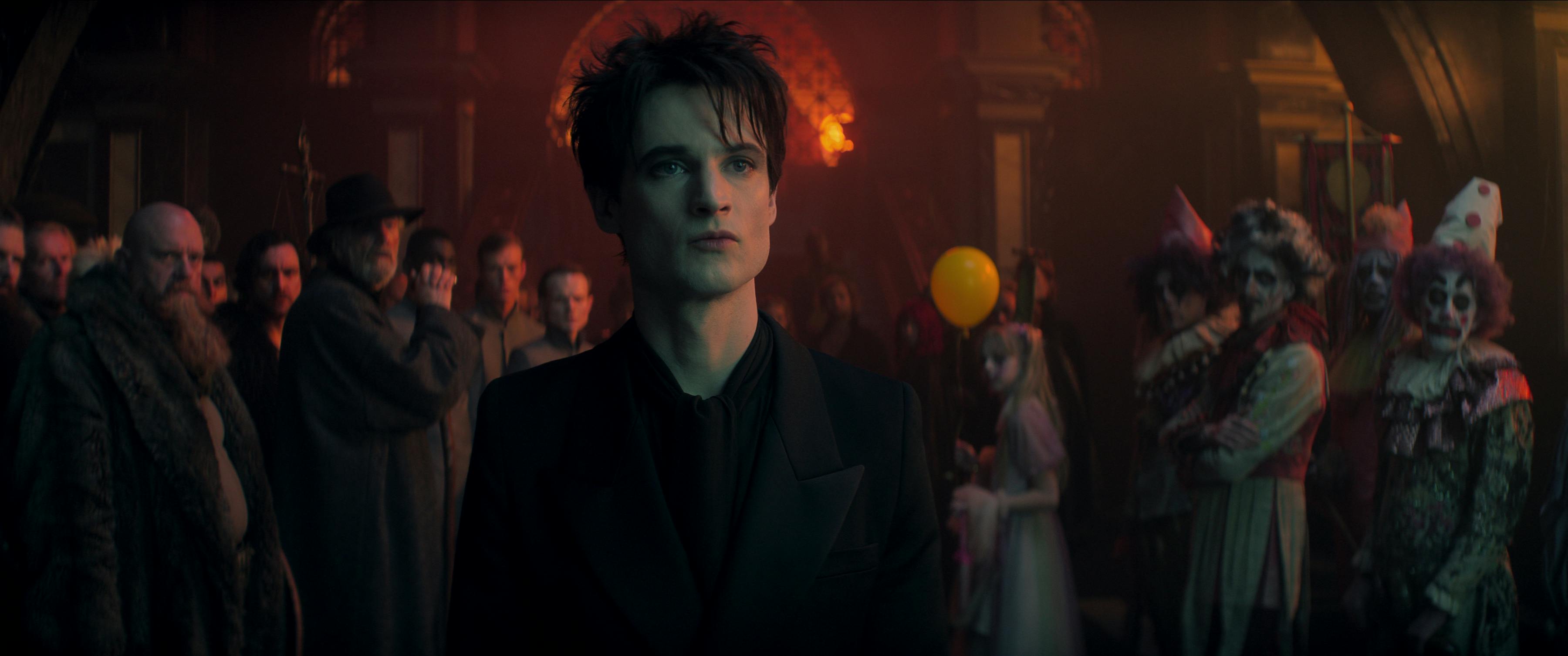 The Sandman anmeldelse. Tom Sturridge as Dream in episode 203 of The Sandman. Cr. Courtesy Of Netflix © 2025